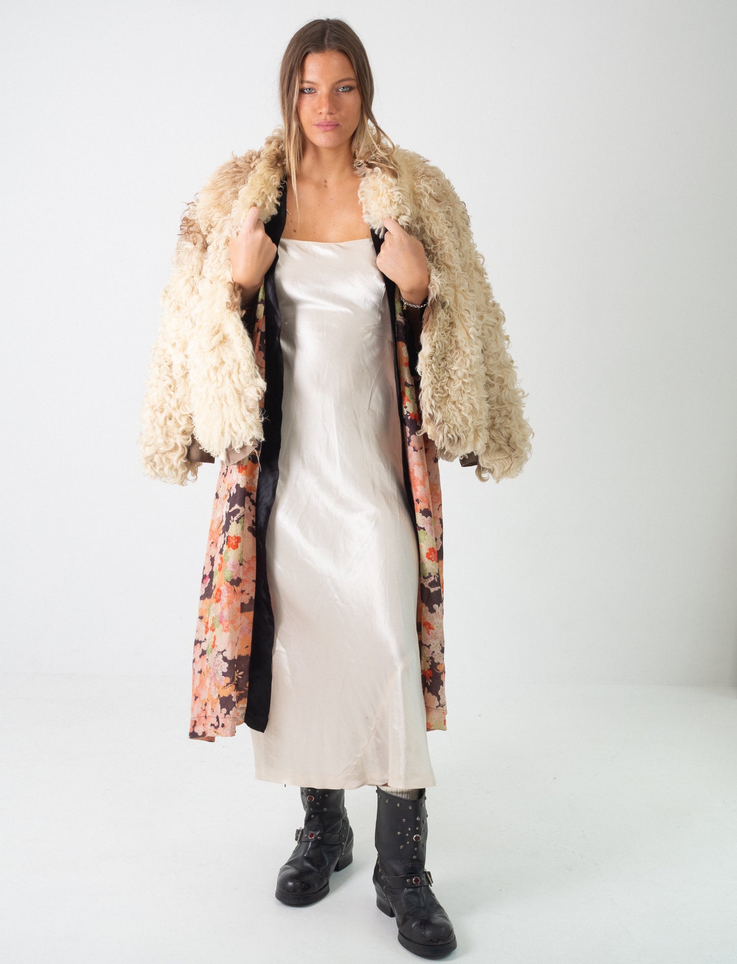 30S SILK ROBE
