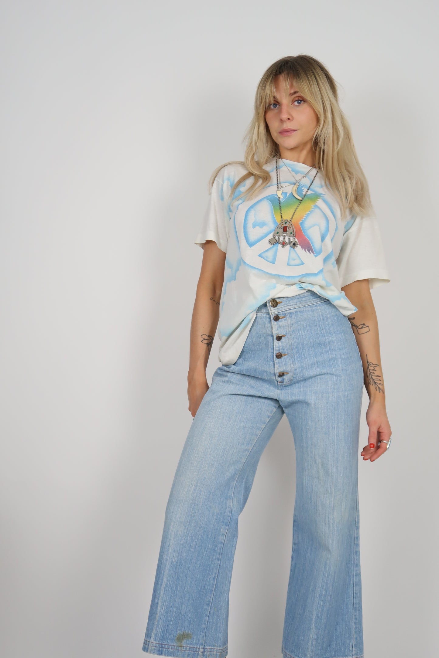 80s peace airbrush graphic tee
