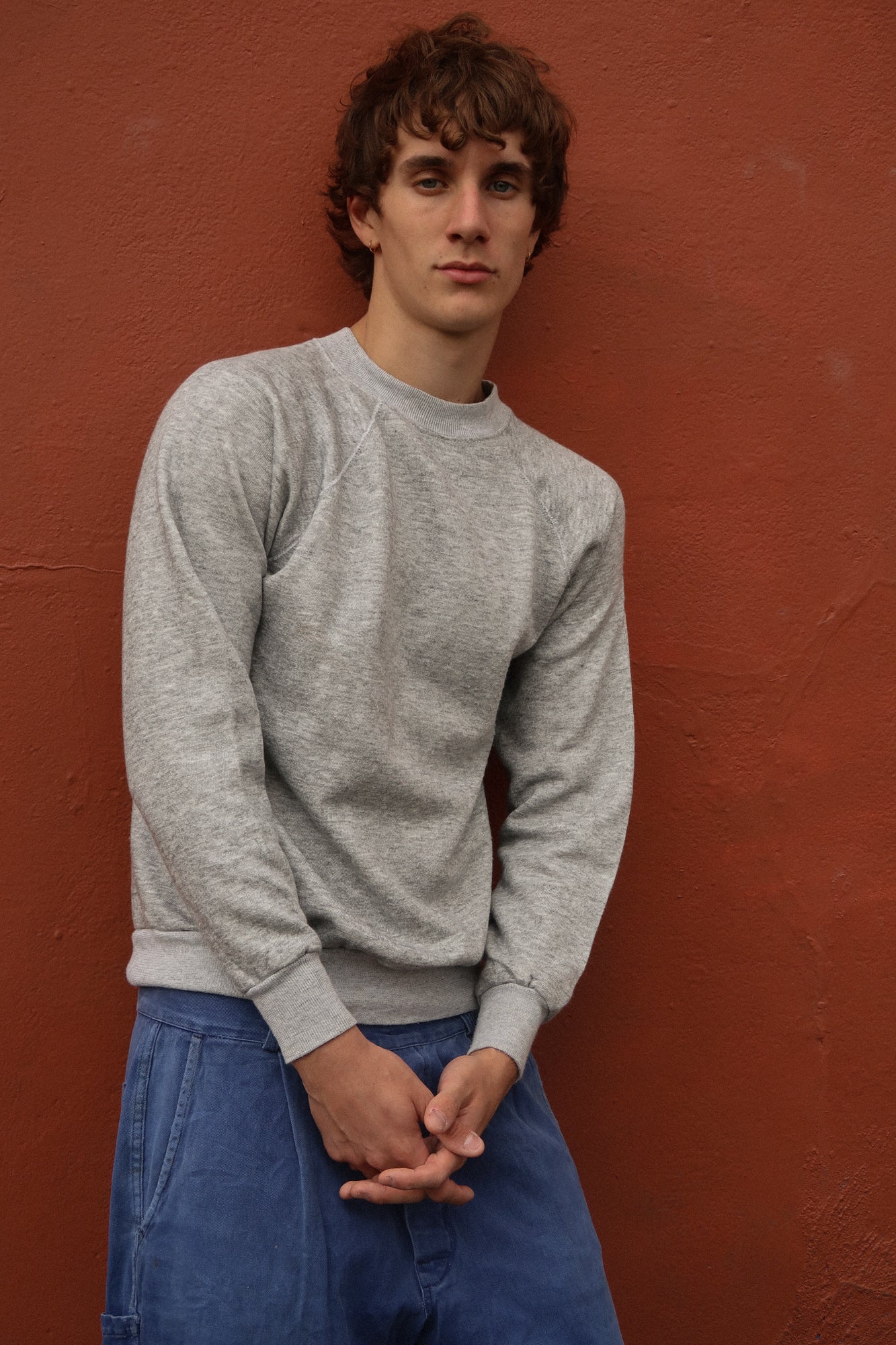 1970s grey sweatshirt