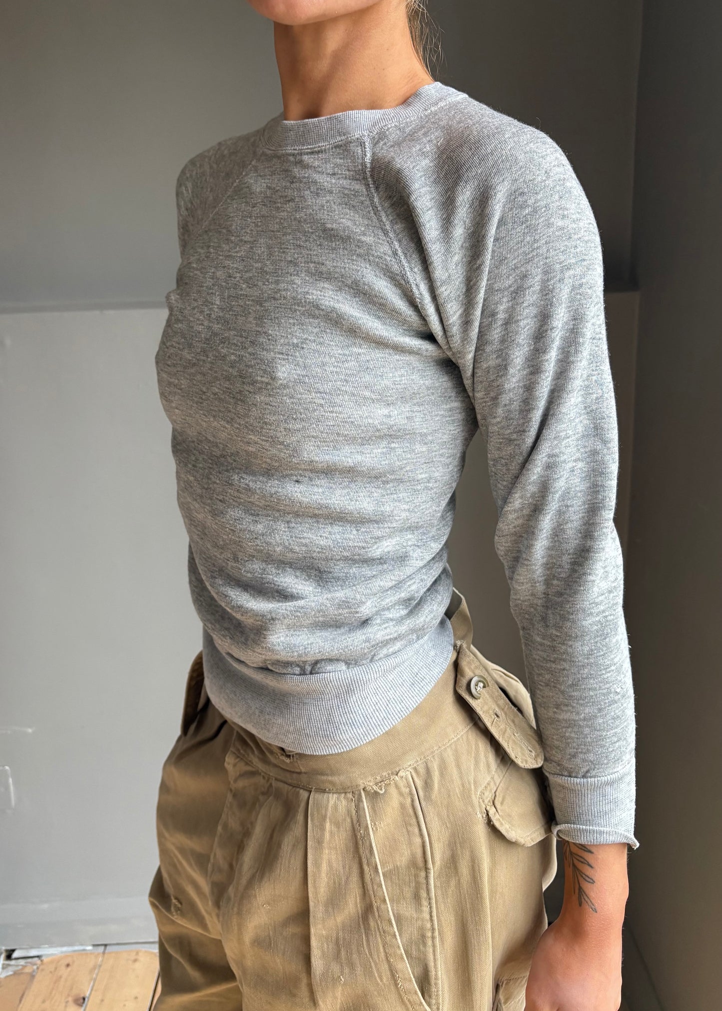 1970s grey sweatshirt