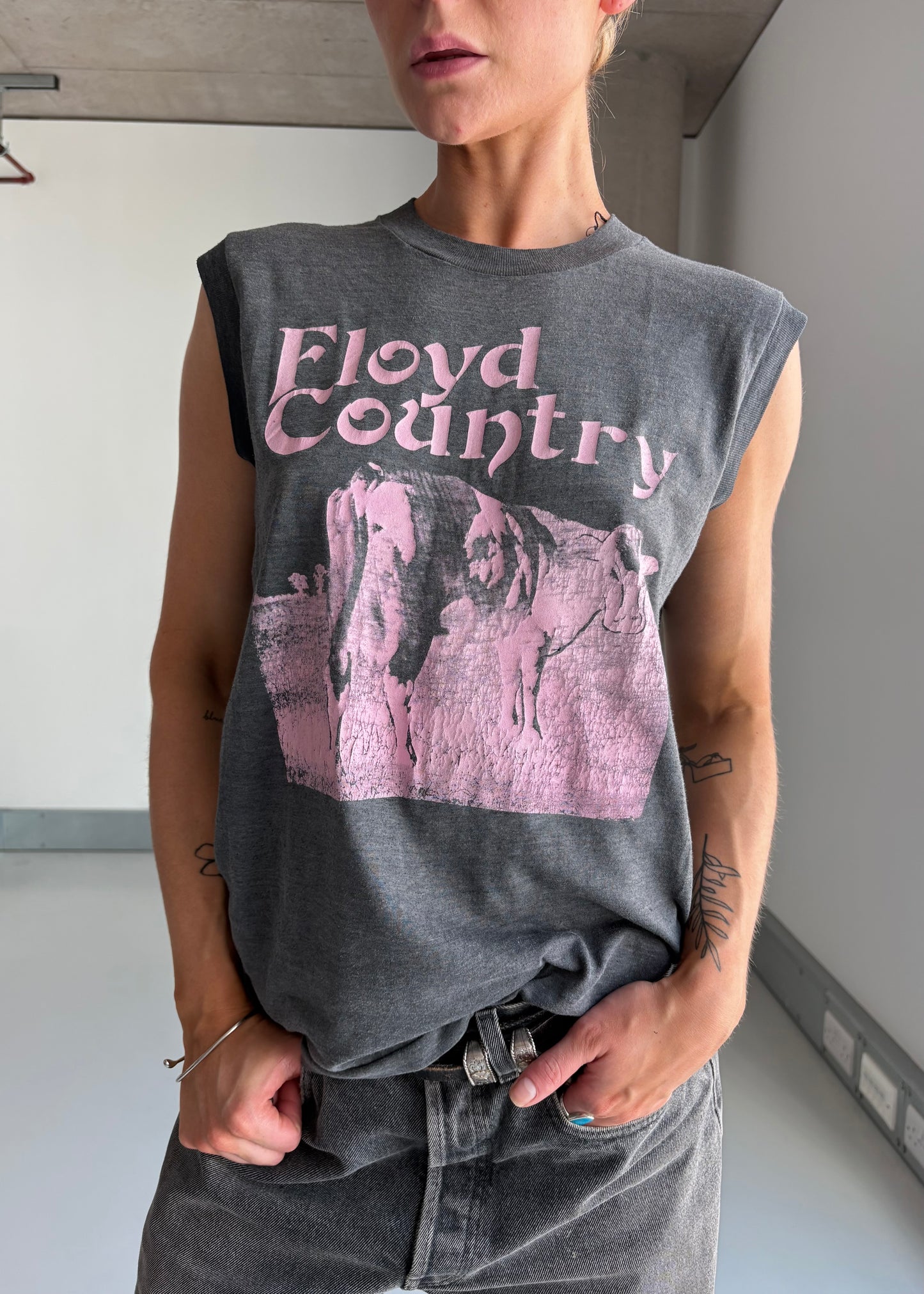 80s pink Floyd vest