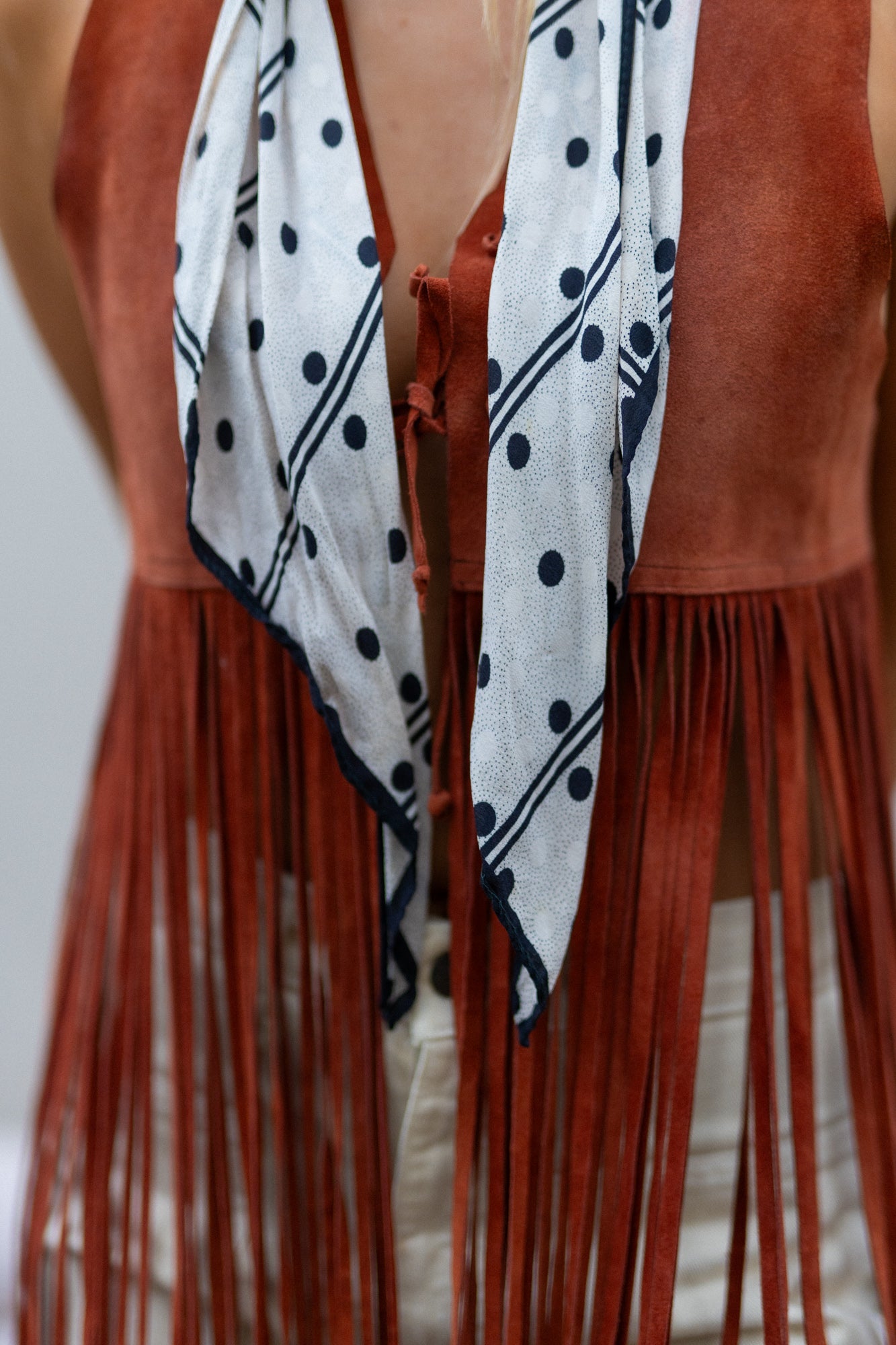 SILK DAGGER SCARF