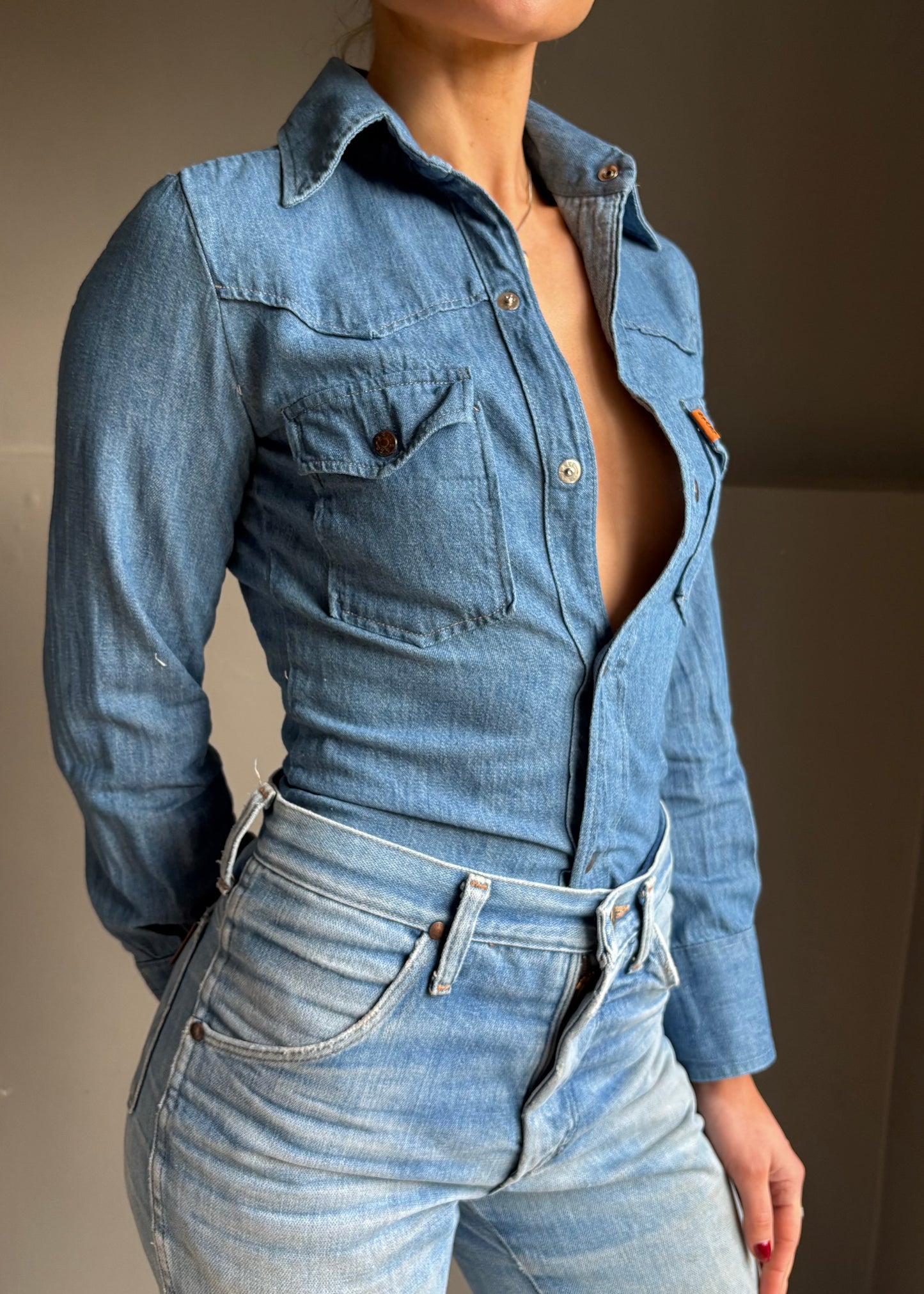 Slim Levi’s big E shirt