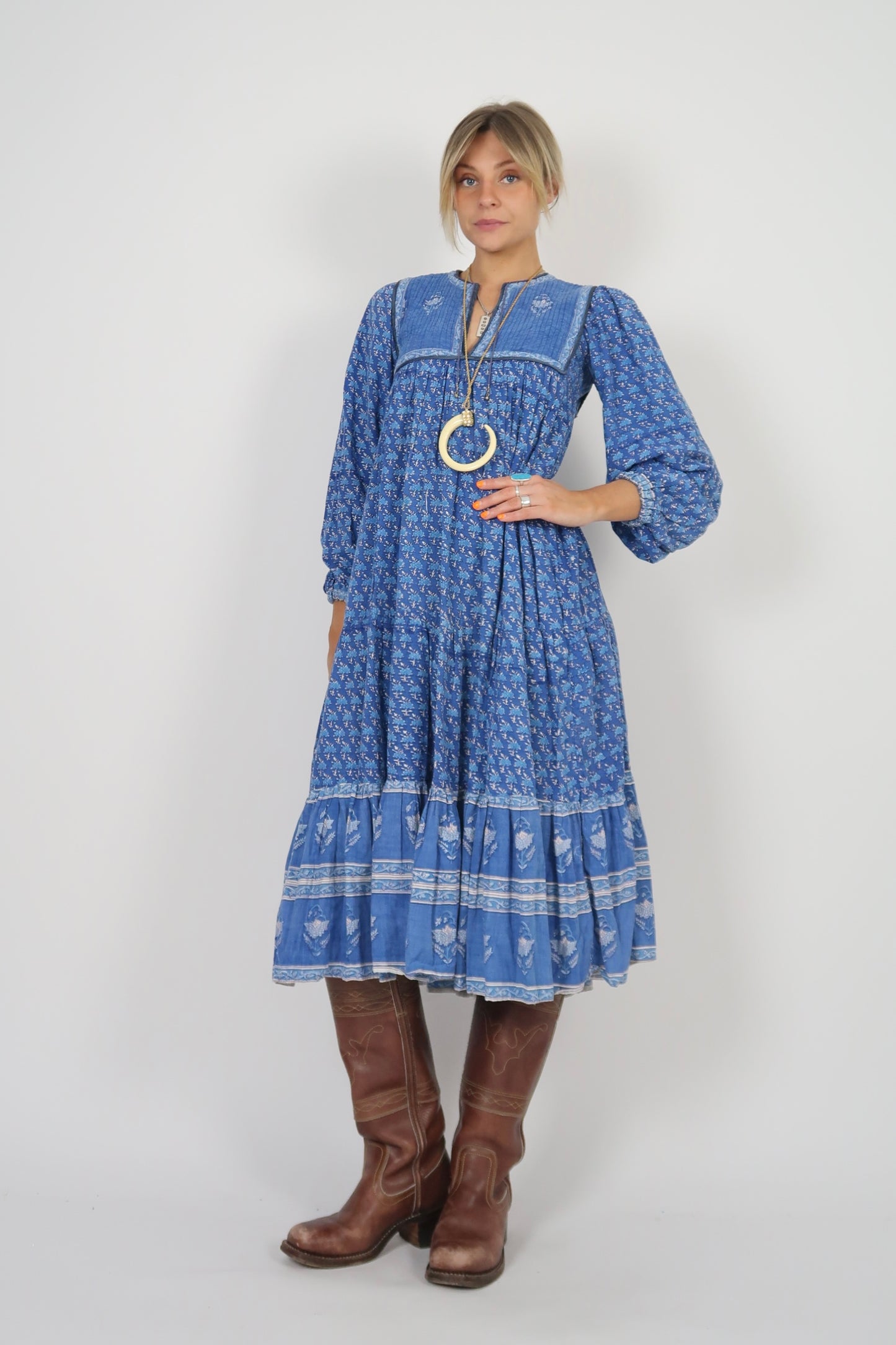 1970s blue block print dress