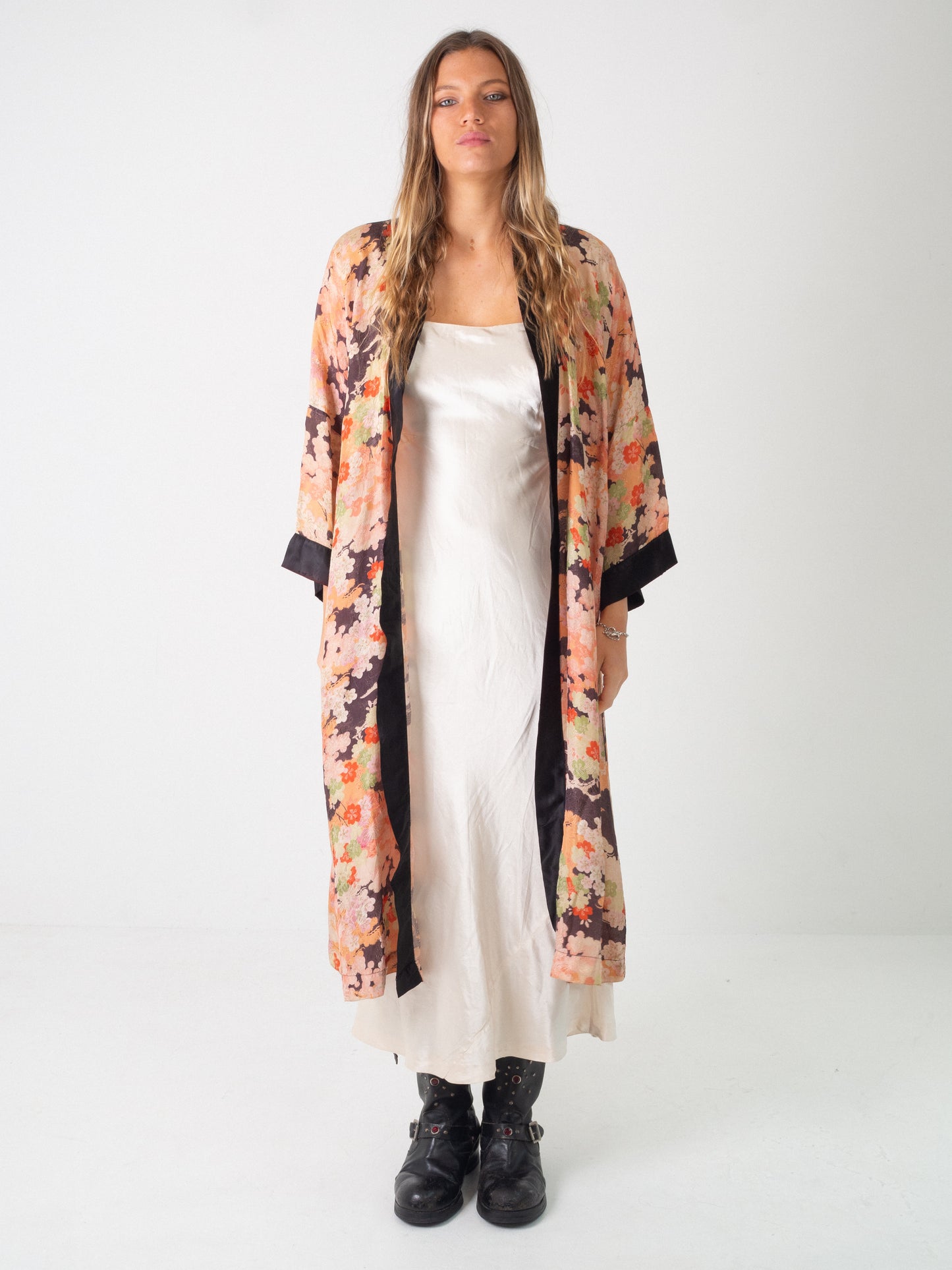 30S SILK ROBE