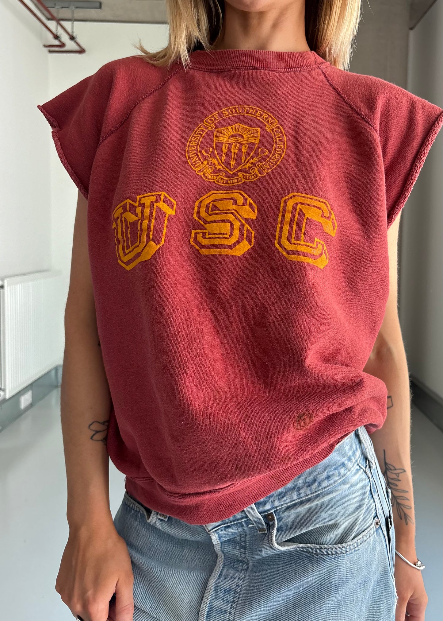 60S CUT OFF SWEATSHIRT