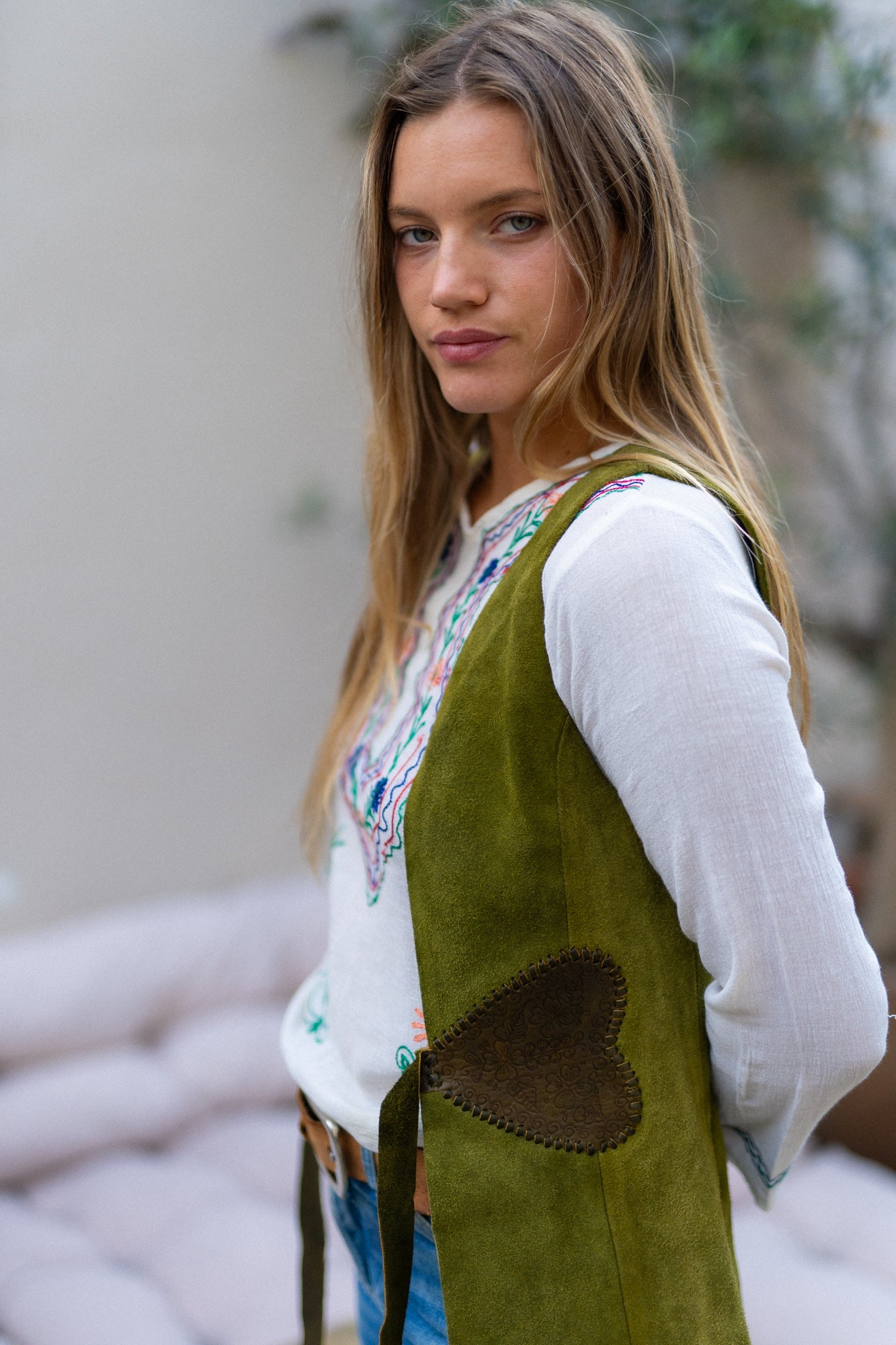 CHAR SUEDE VEST