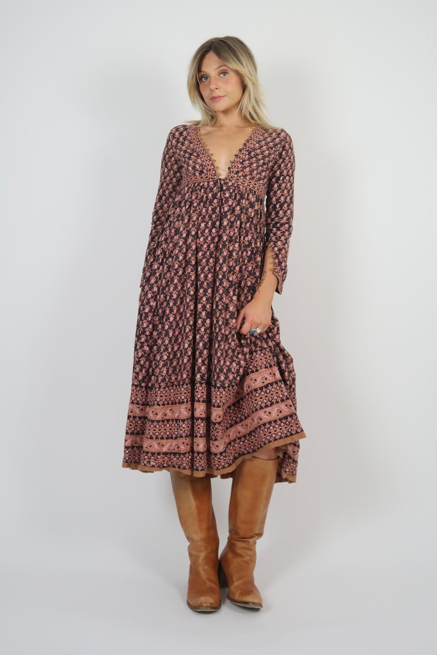 1970s Anohki midi dress