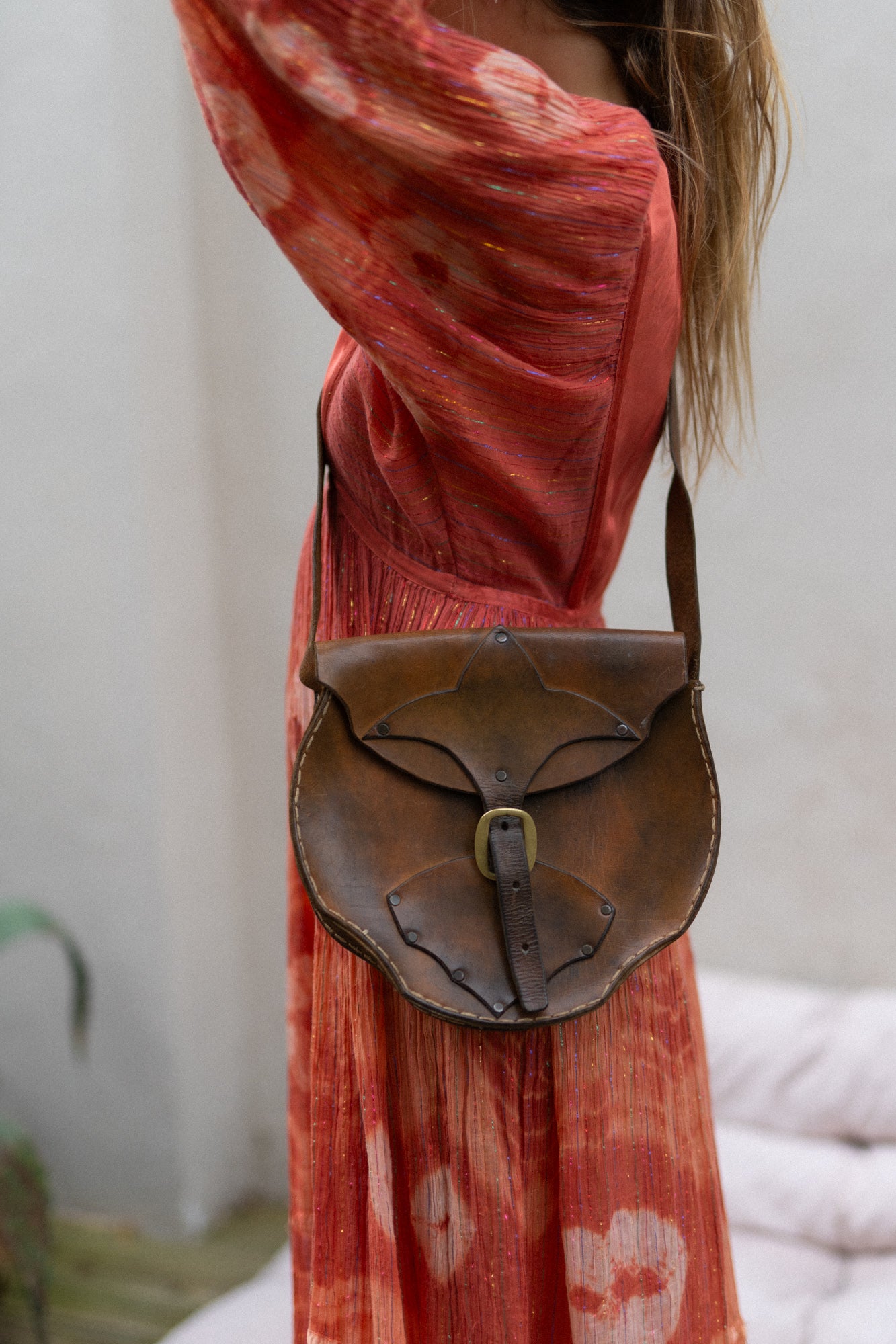 LEATHER CROSS BODY BAG