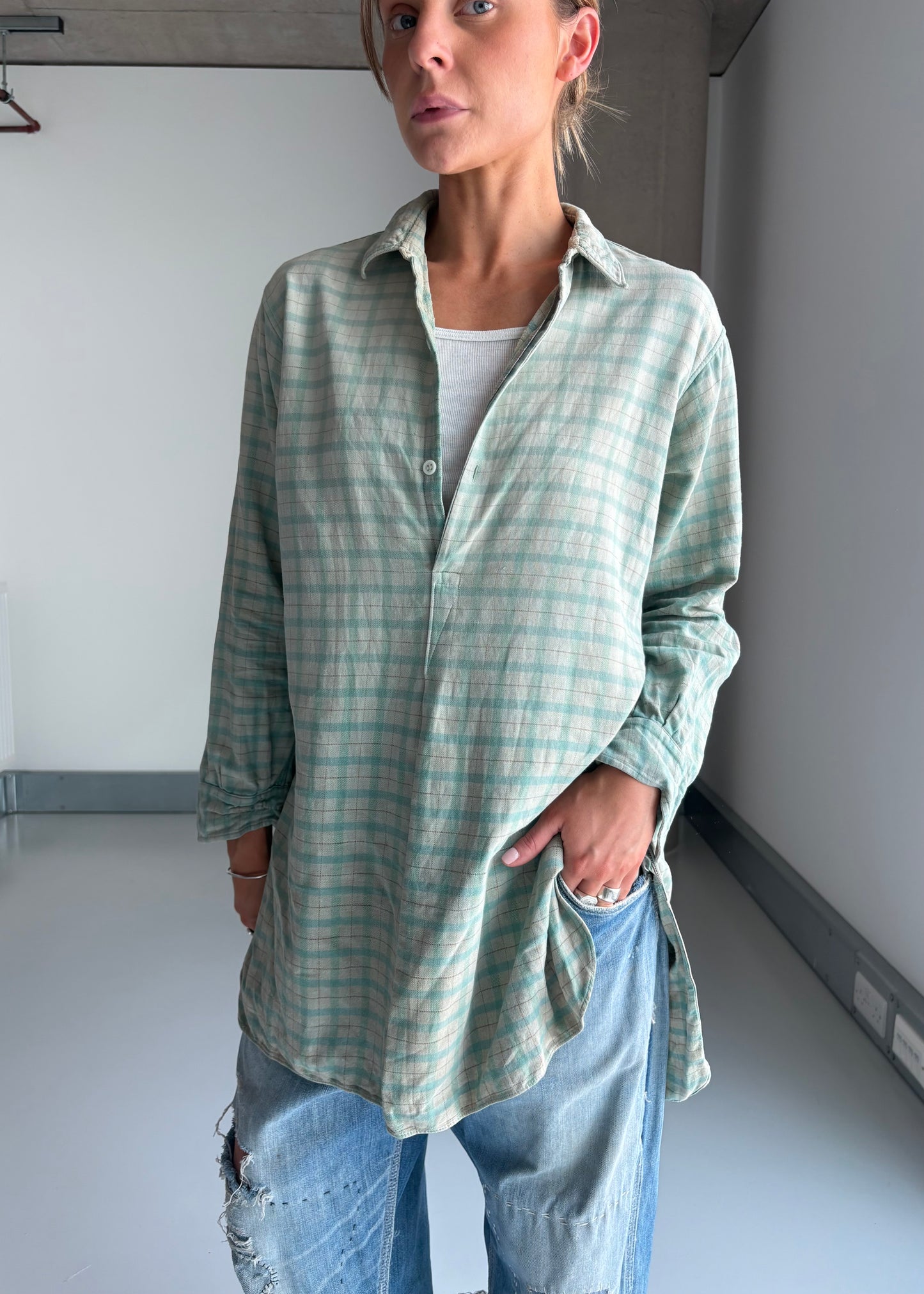 Sun faded French WORKSHIRT