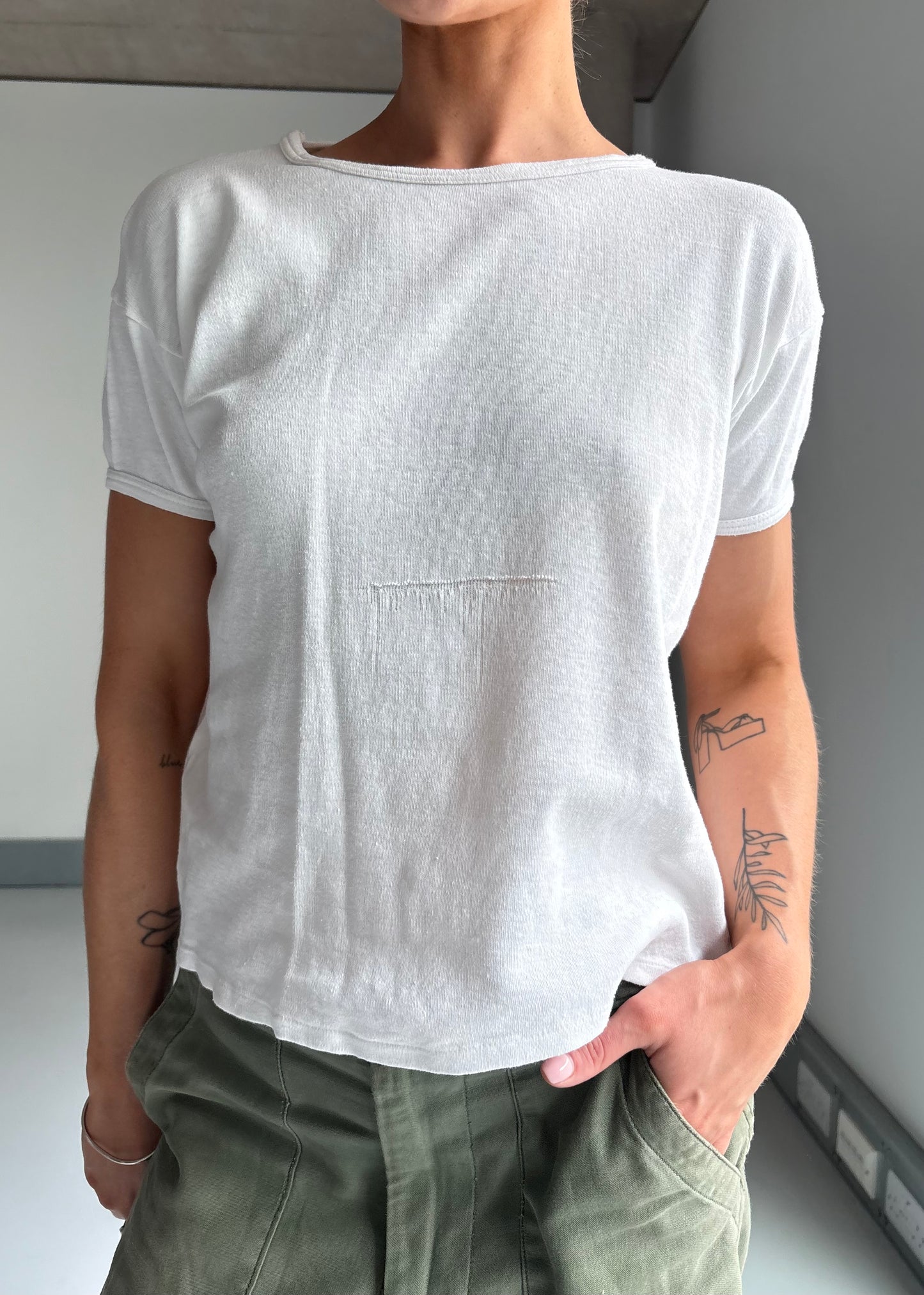 60s white tshirt