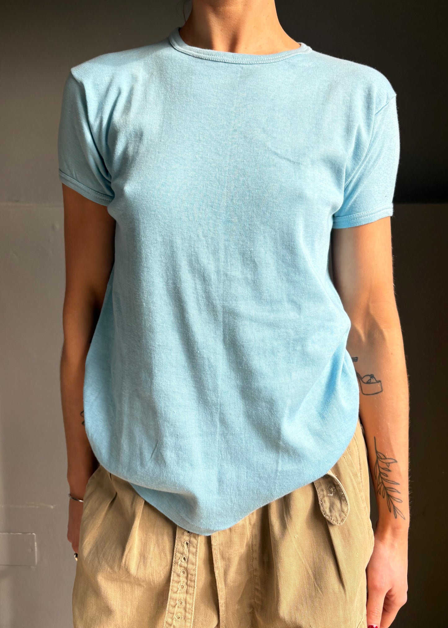 70s cotton blue tshirt