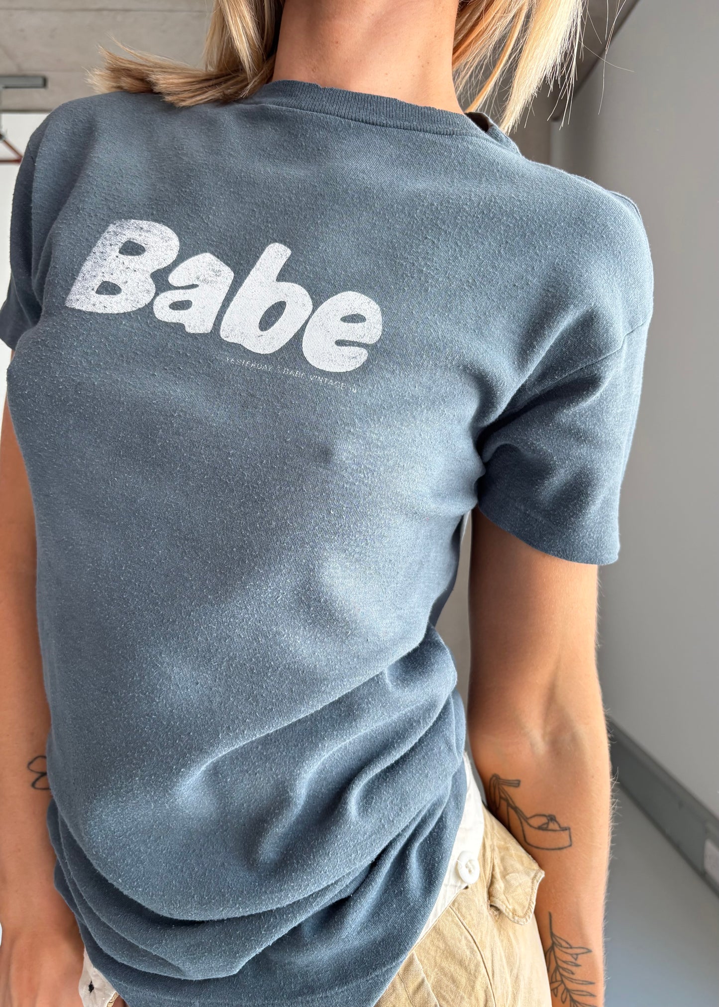 BABE TEE