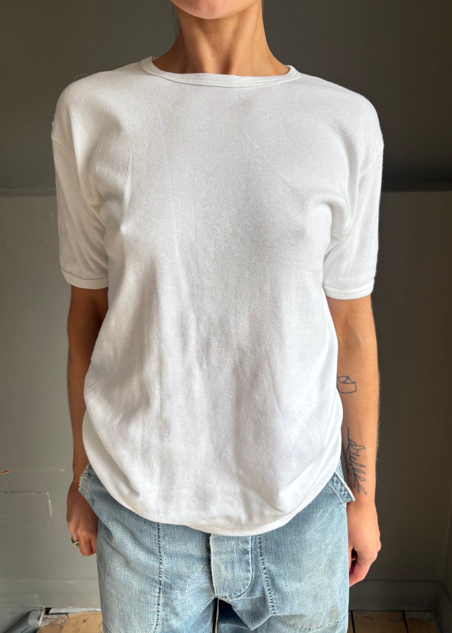 1970s white tee