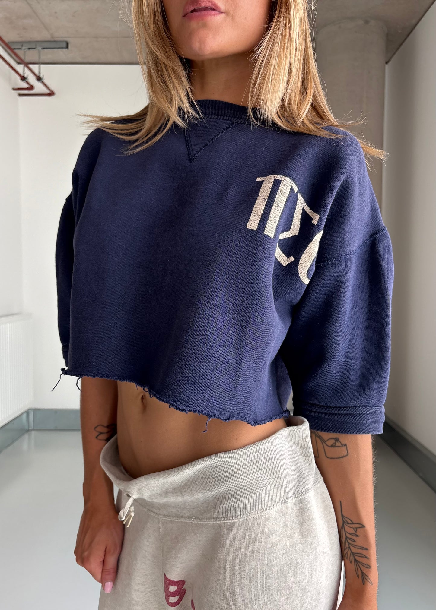 1960S CROPPED SWEAT