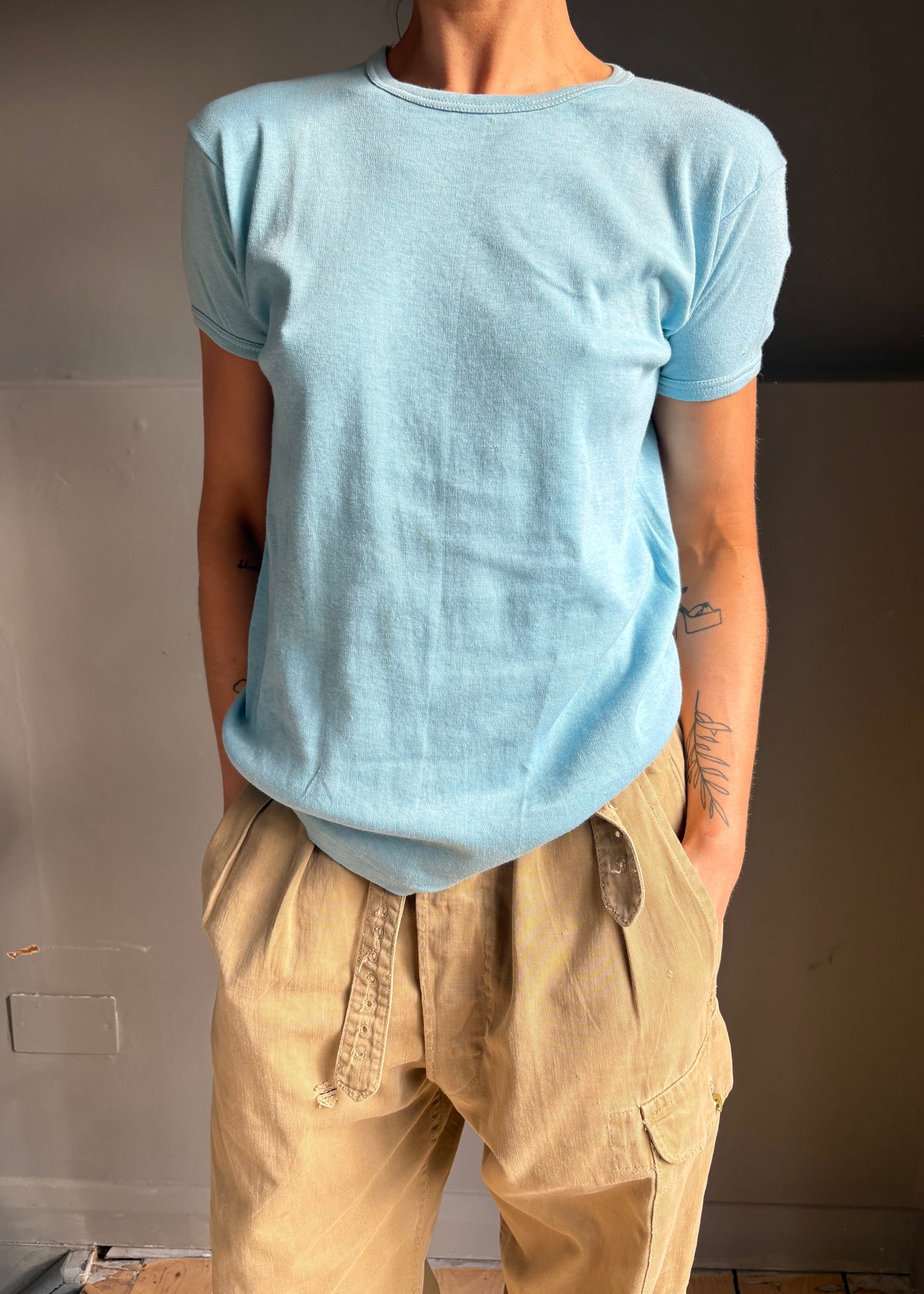 70s cotton blue tshirt