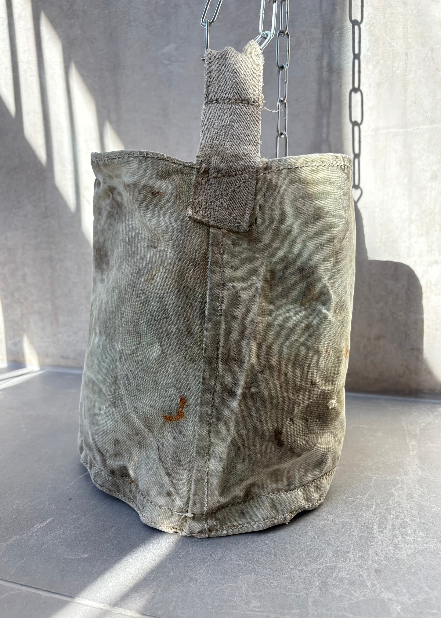 1940S CANVAS BUCKET BAG
