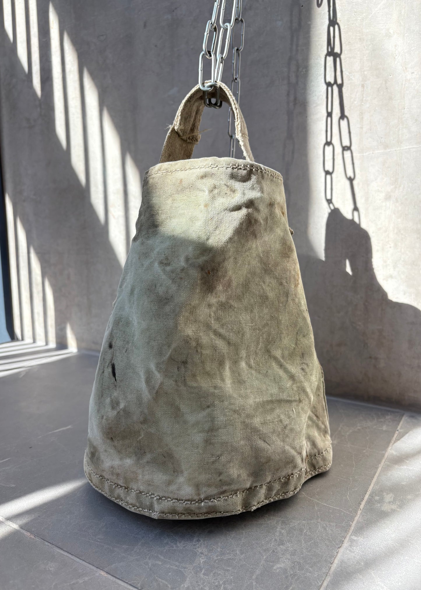 1940S CANVAS BUCKET BAG