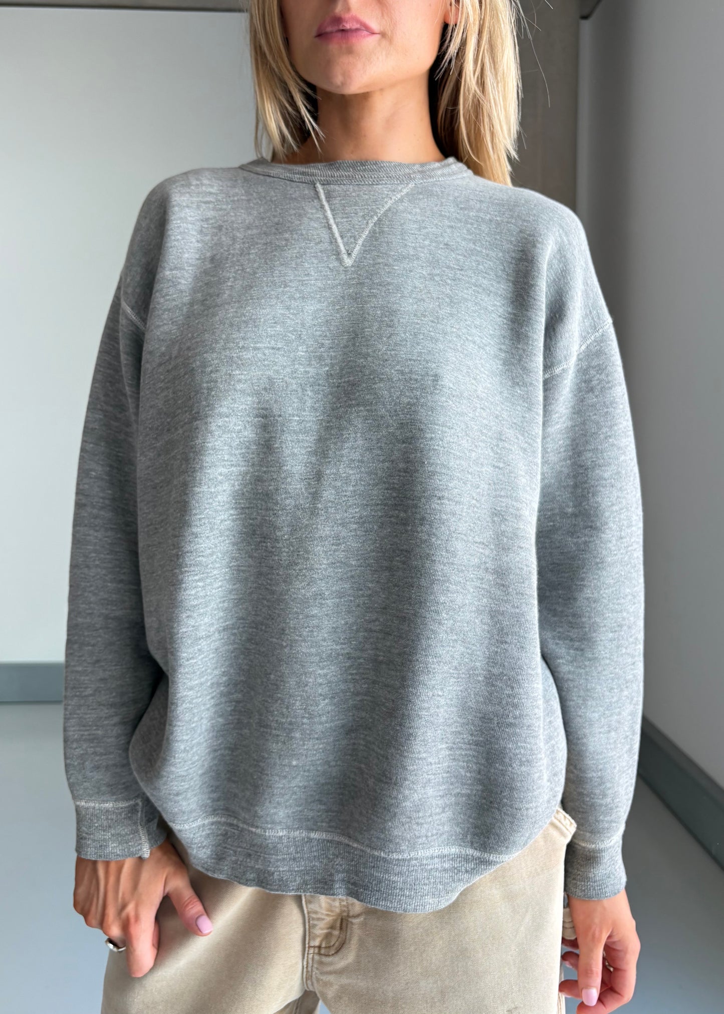 1950S GREY SWEATSHIRT