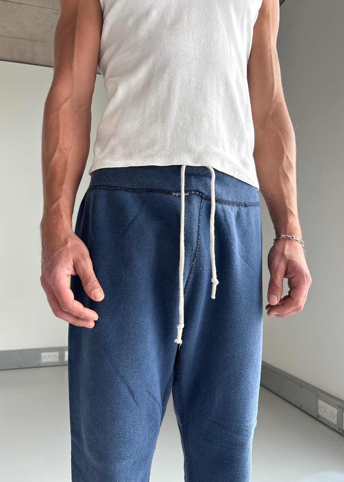 60S NAVY SWEATPANTS