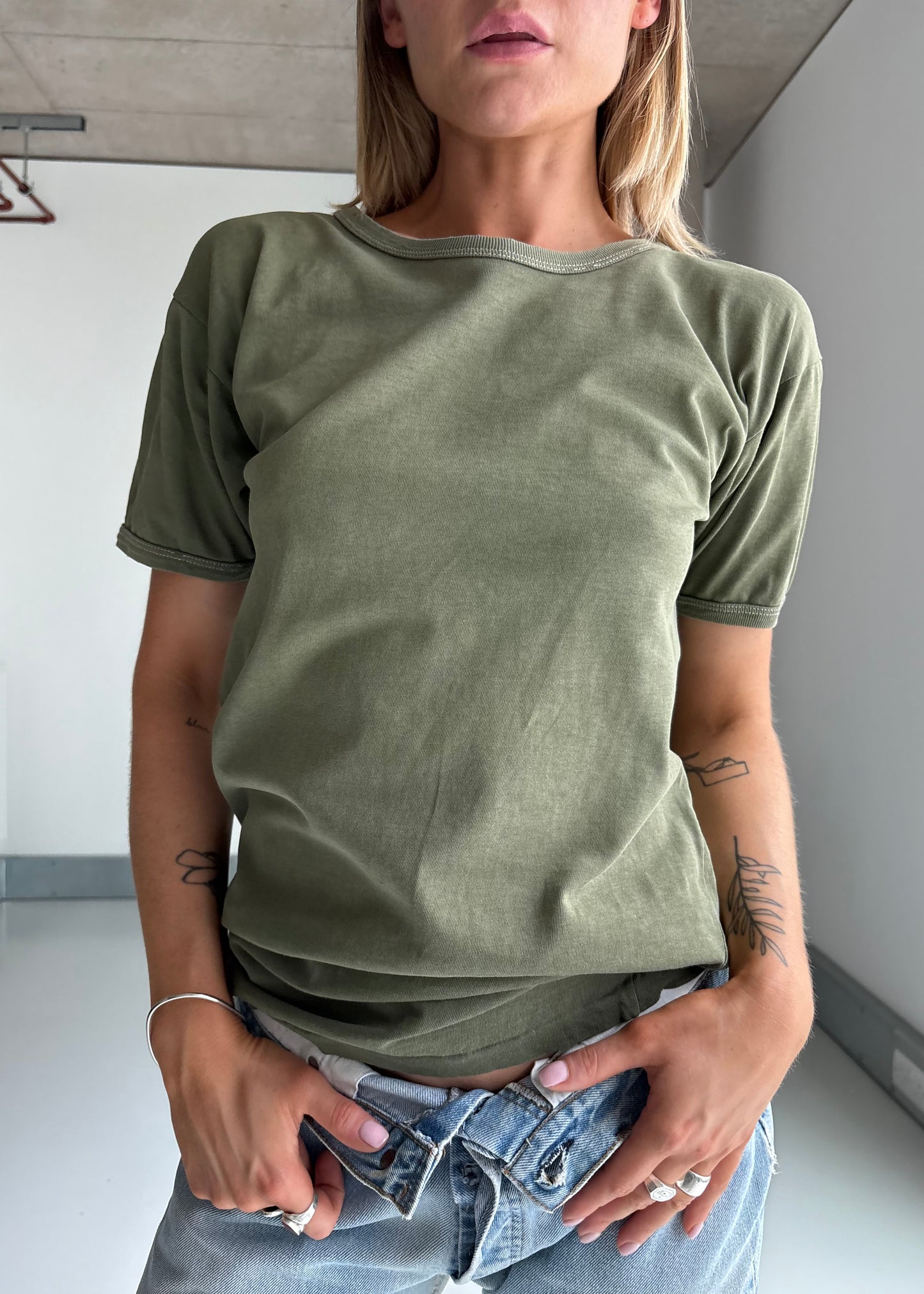 60S SLOUCHY ARMY TEE
