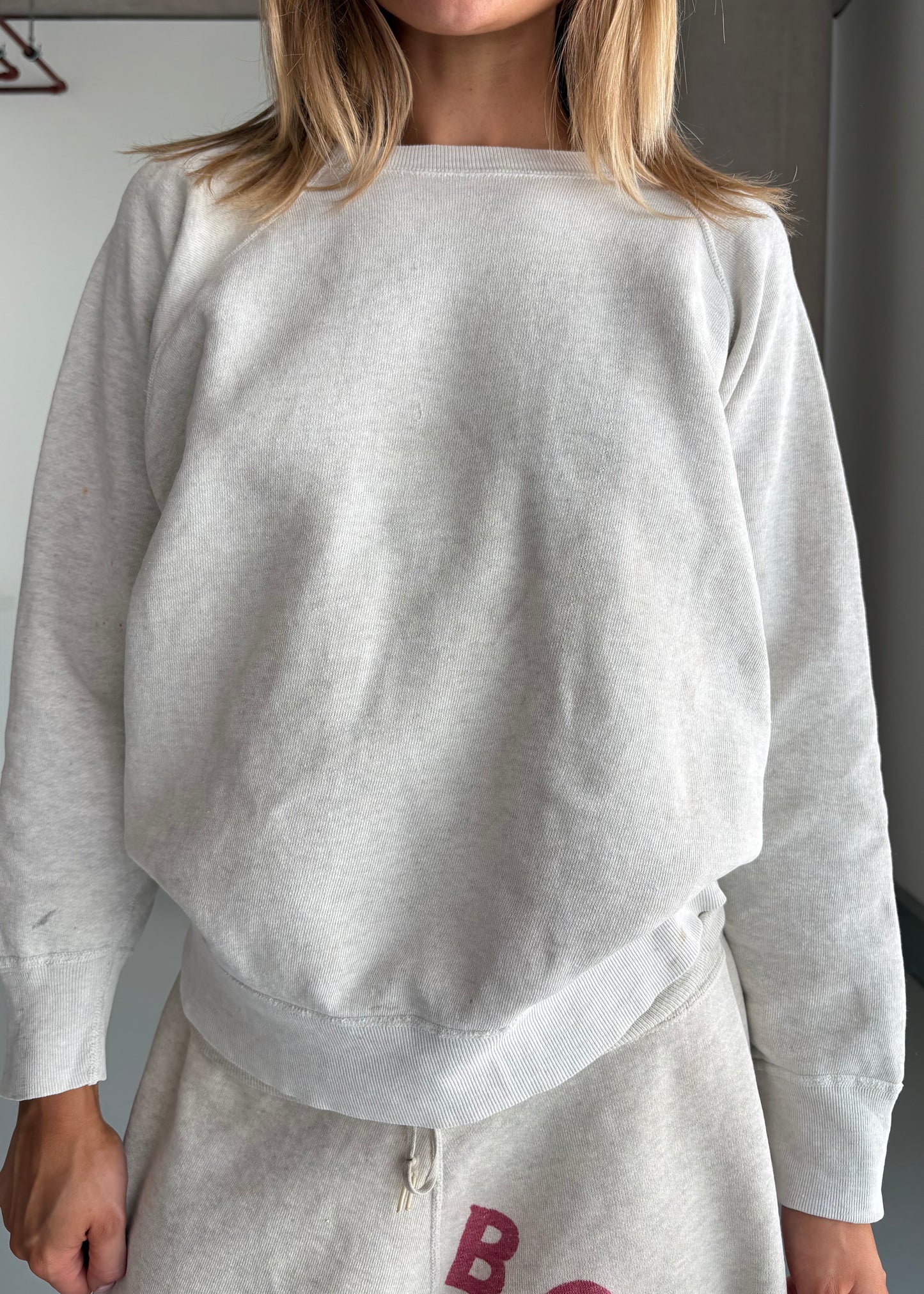 PALE GREY MAYO SWEAT