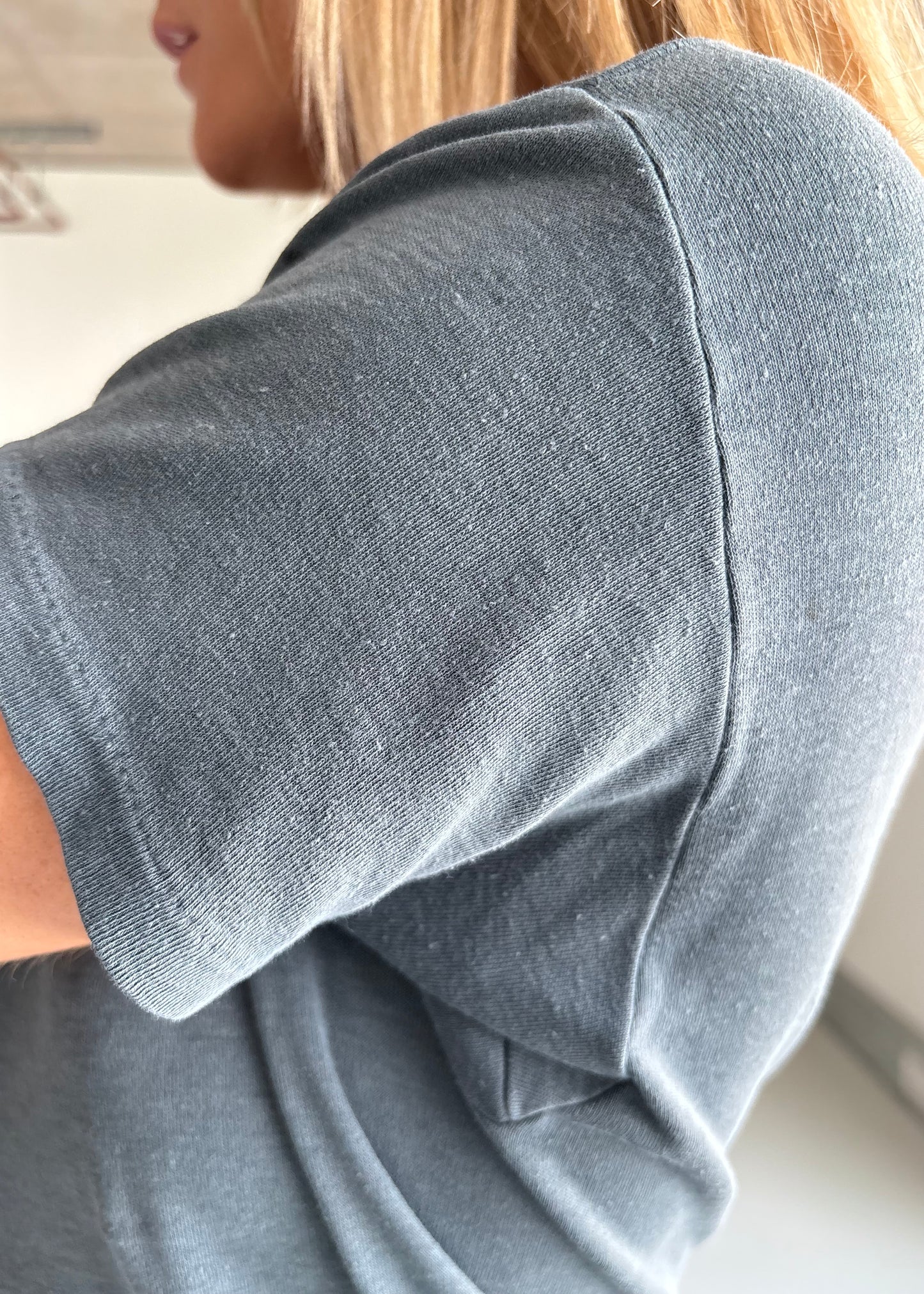 BABE TEE