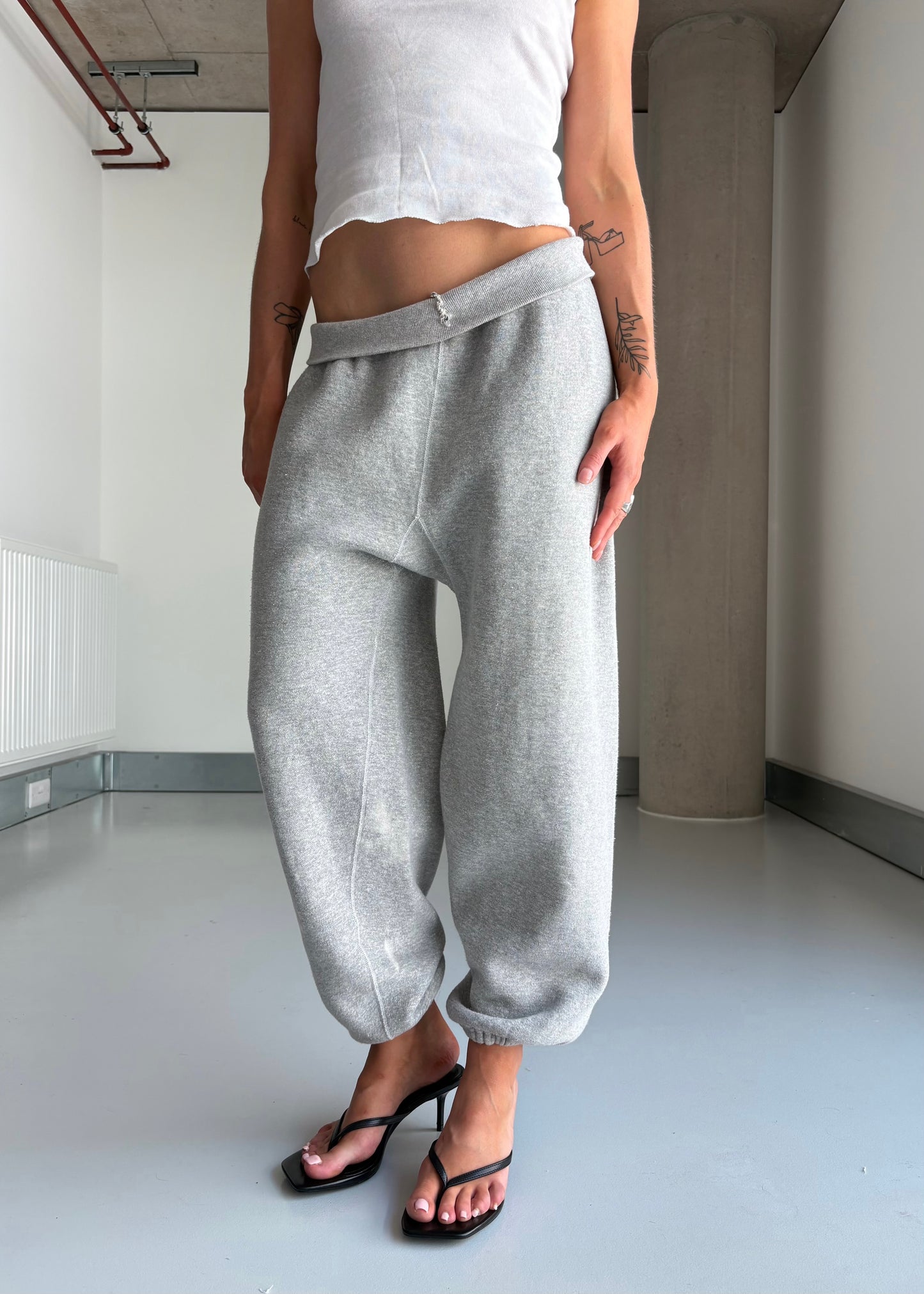 60S GREY SWEATPANTS