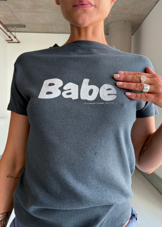BABE TEE