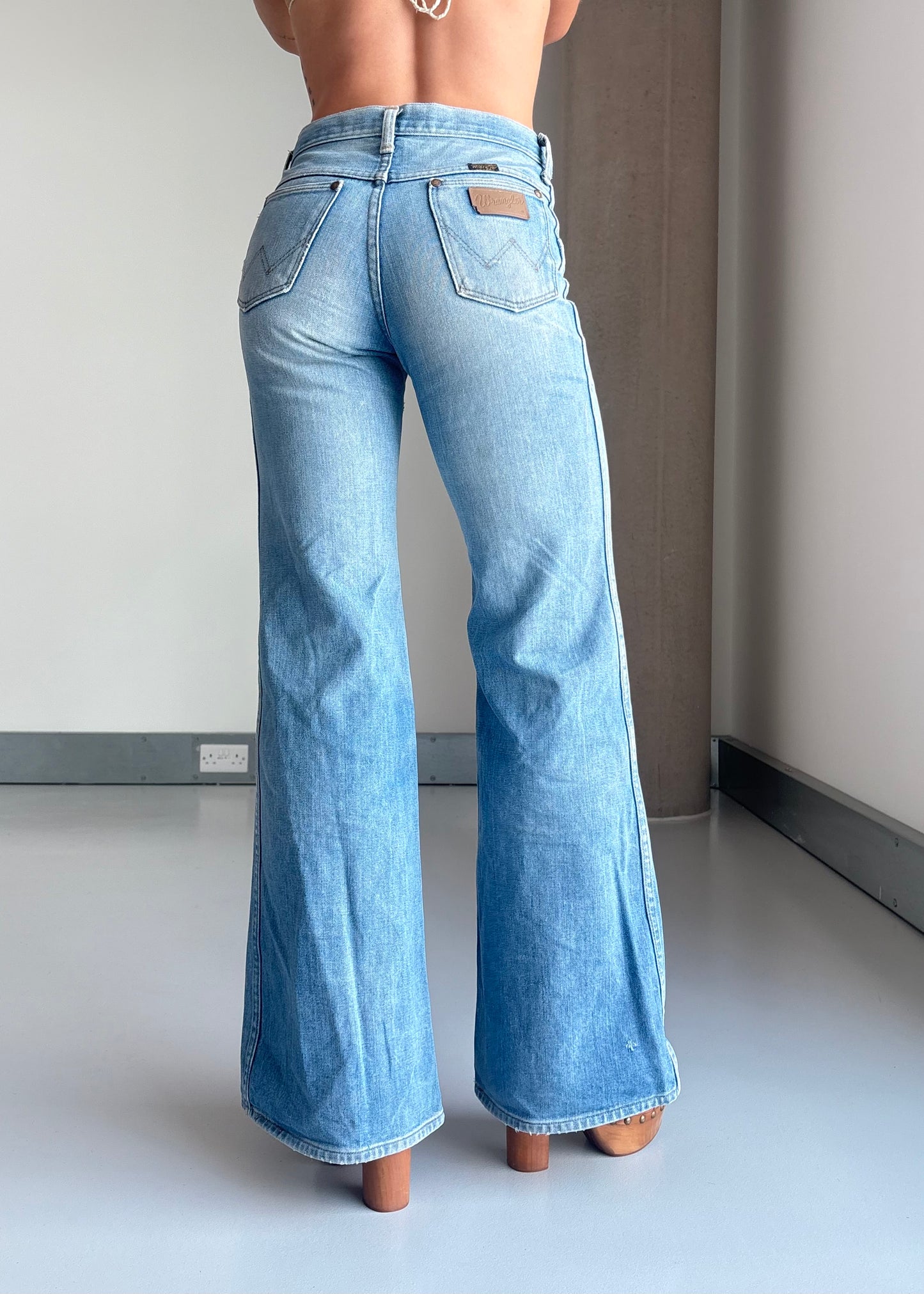 1970S WRANGLER FADED JEANS