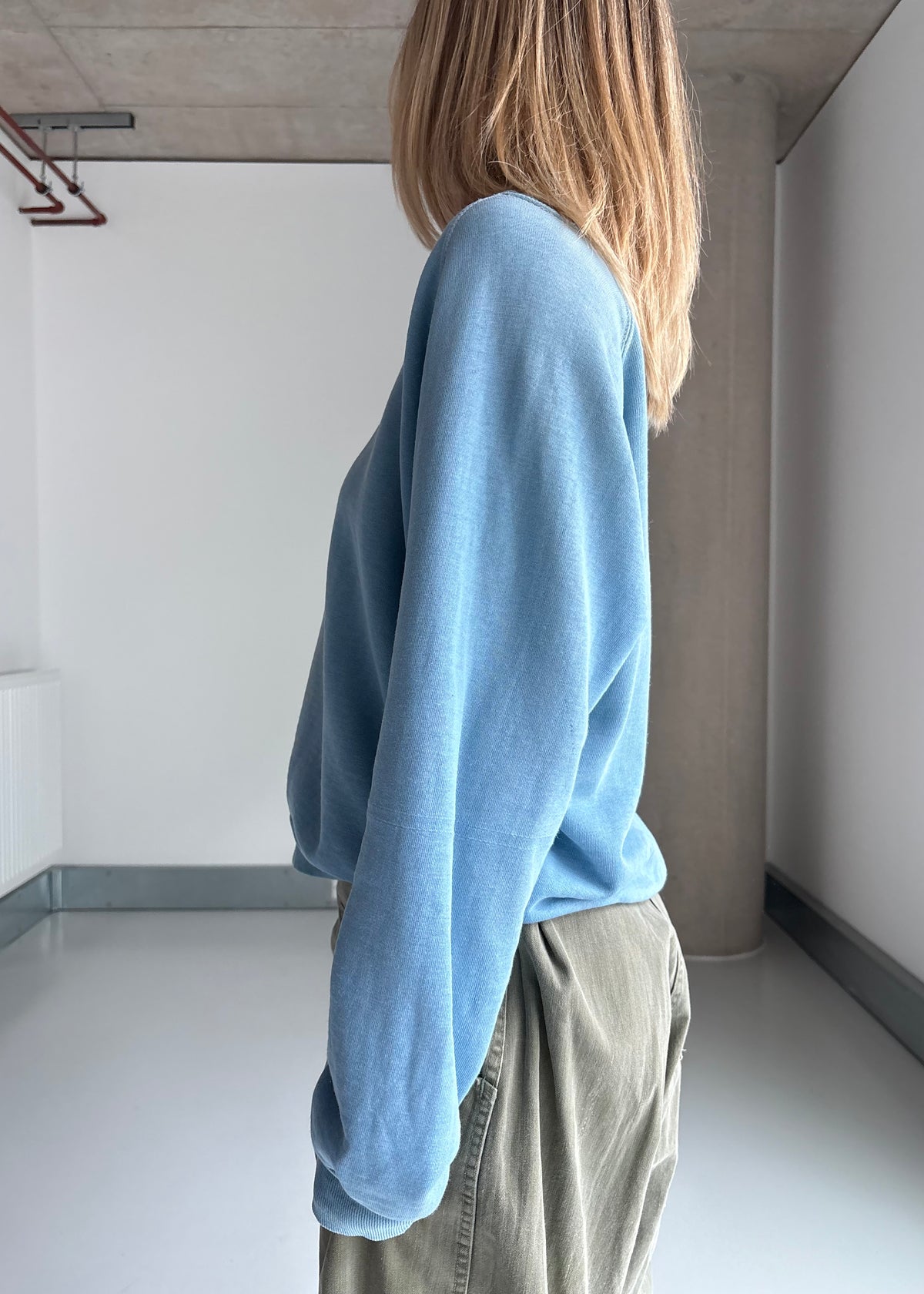 60s blue sweatshirt