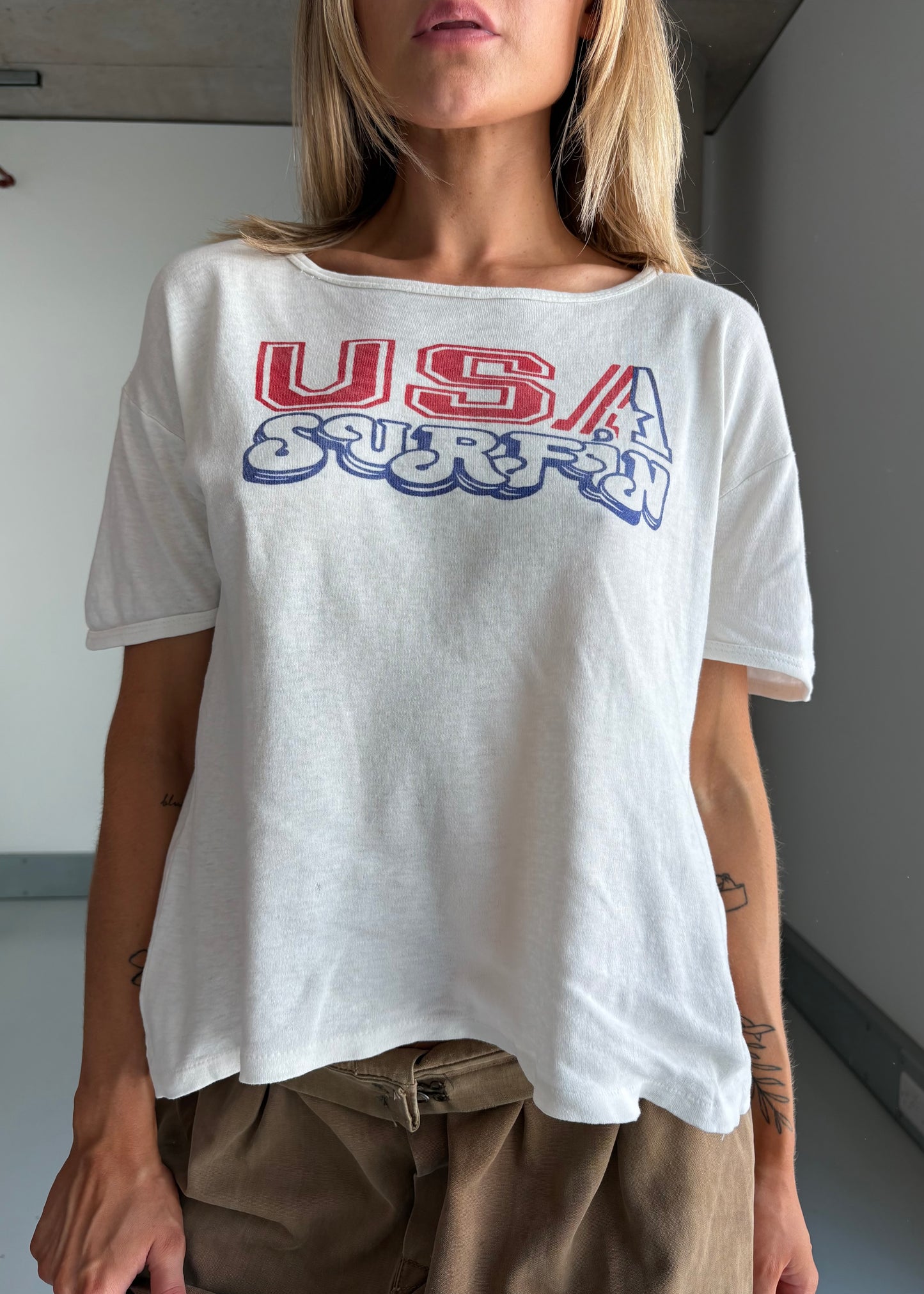 1970S SURFERS TEE