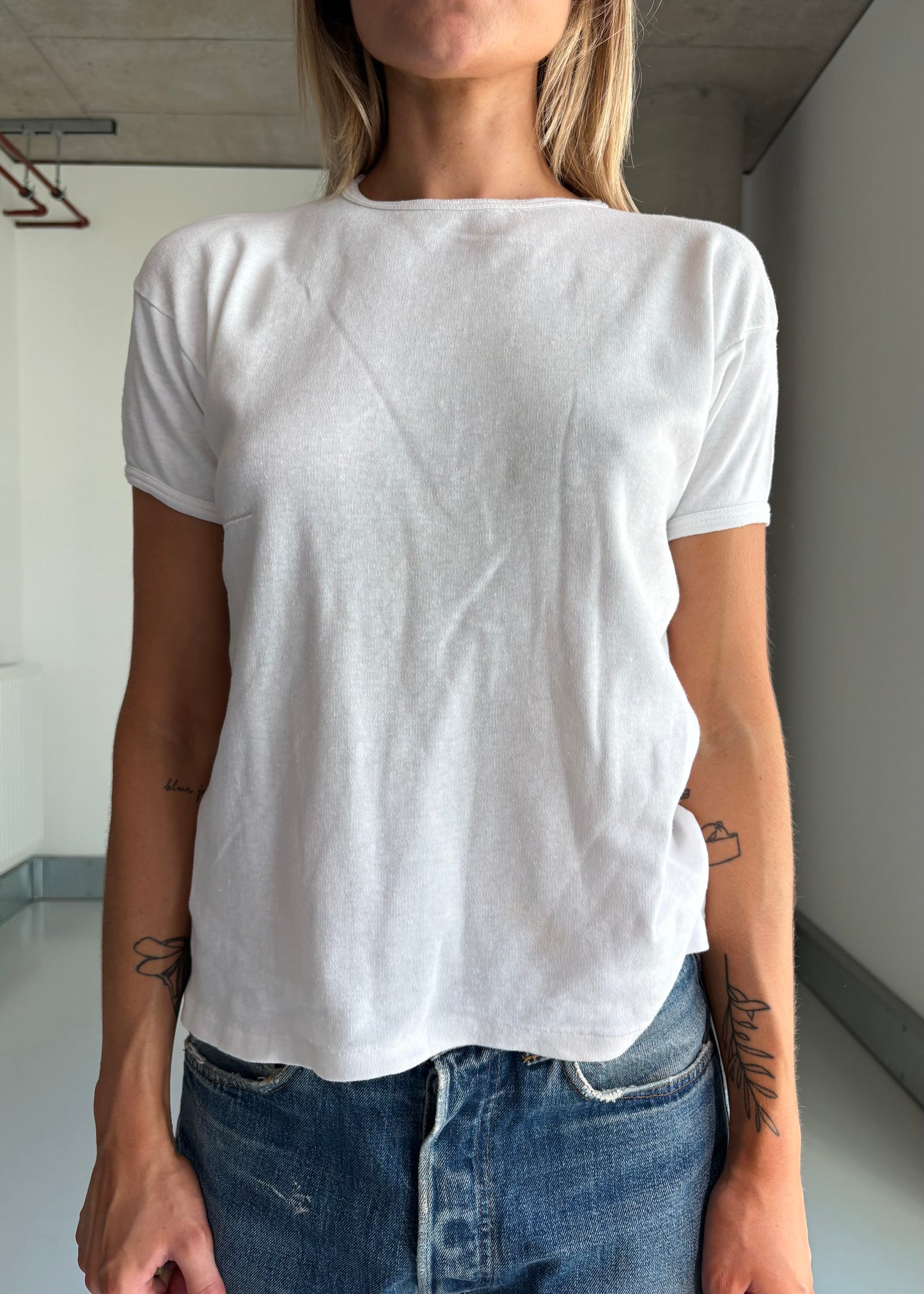 1960S WHITE TEE