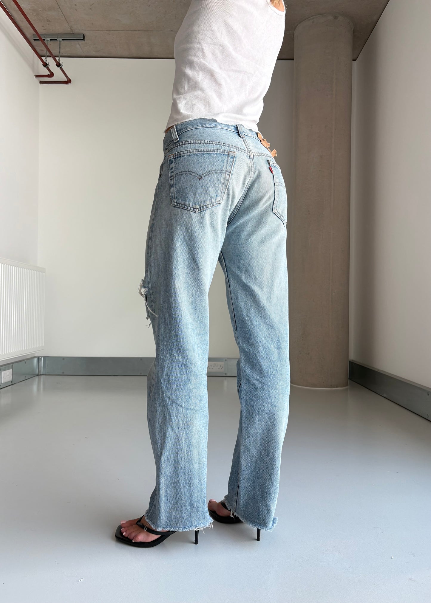 80S RIPPED LEVIS