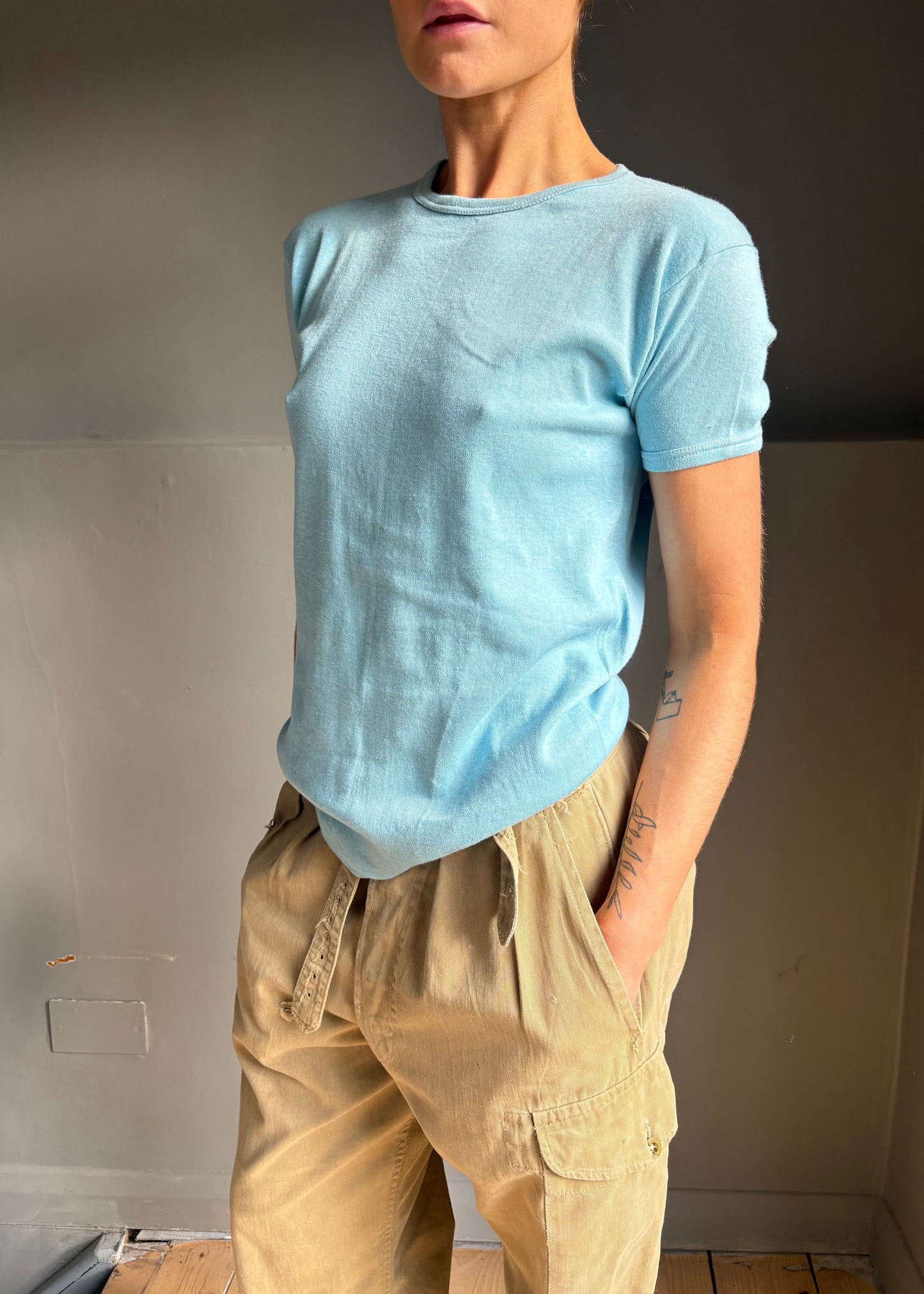 70s cotton blue tshirt