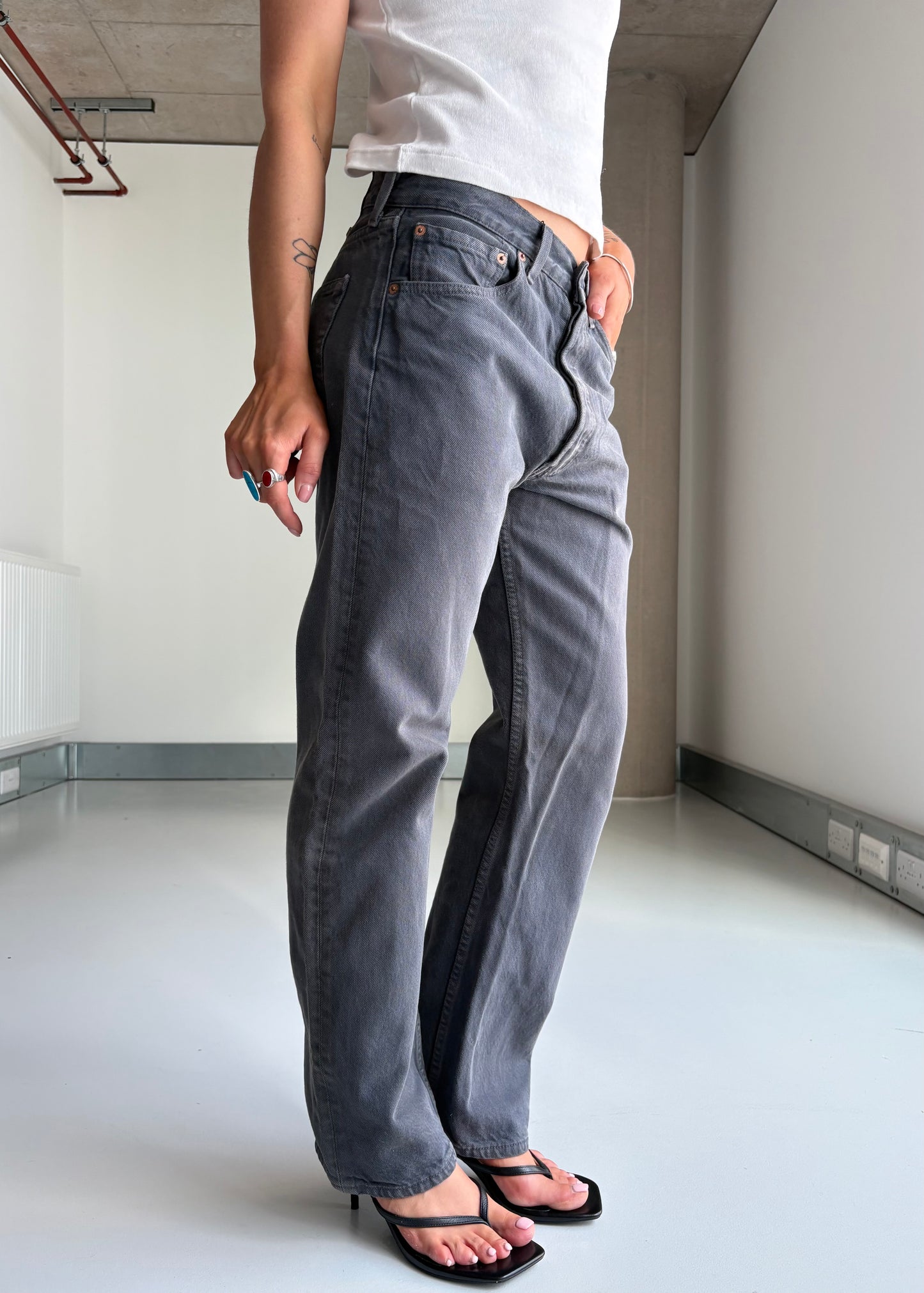90S WASHED BLACK LEVIS