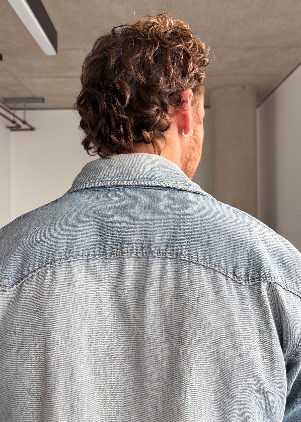 70S WHITE TAB LEVIS SHIRT
