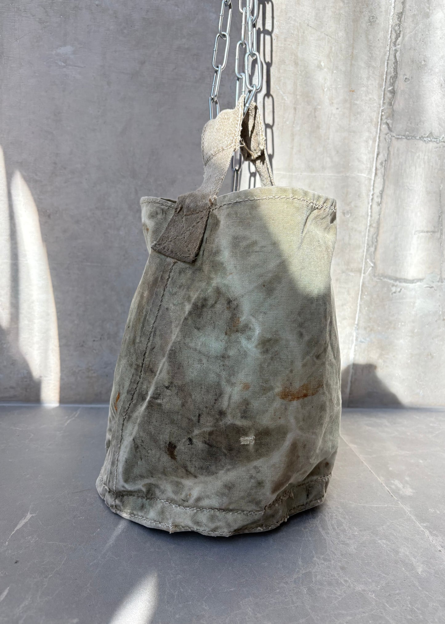 1940S CANVAS BUCKET BAG