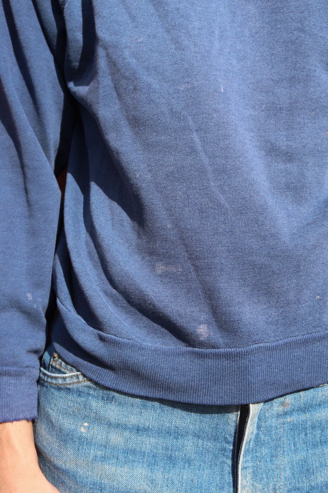FADED BLUE 60S SWEAT