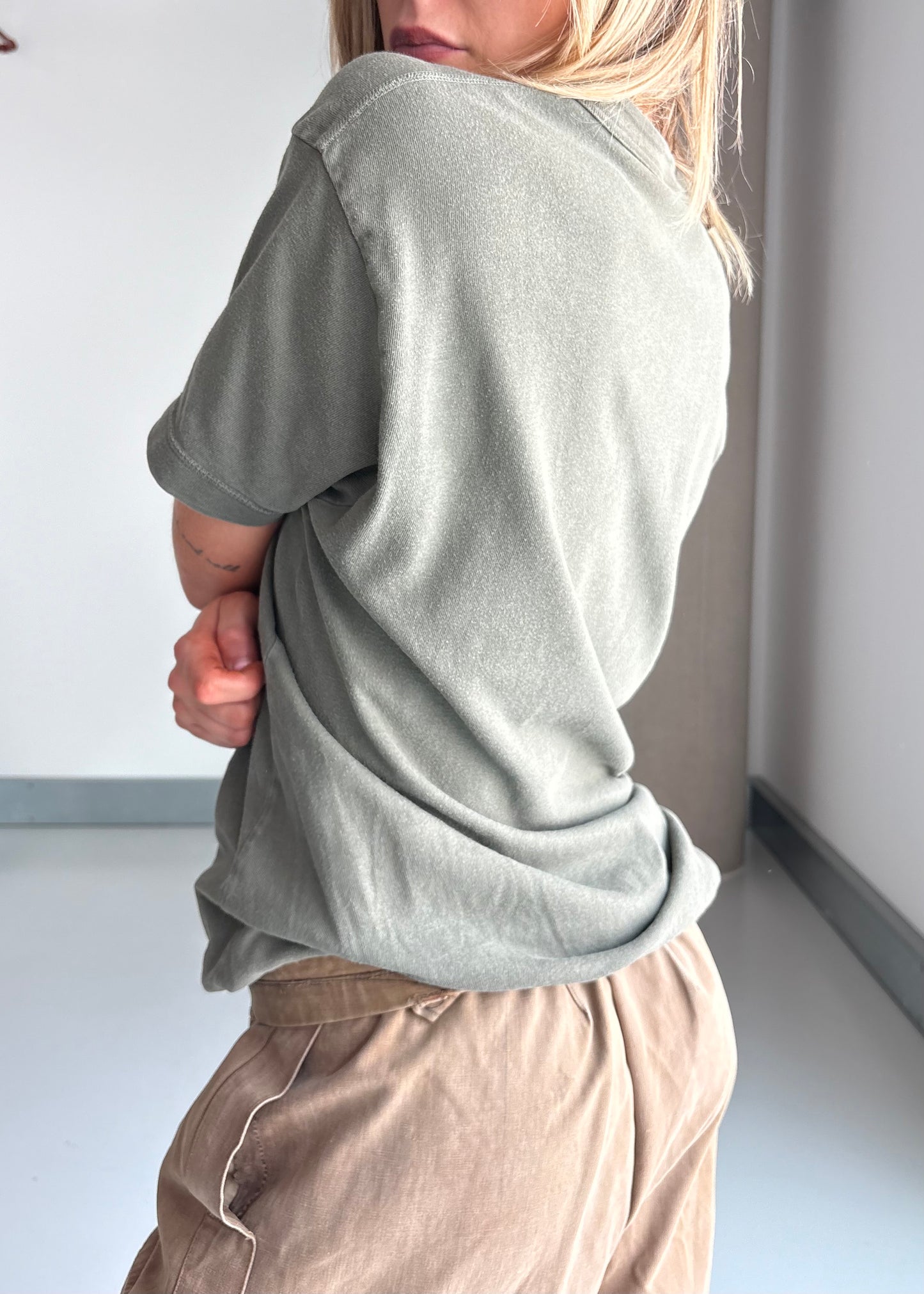Babe tee