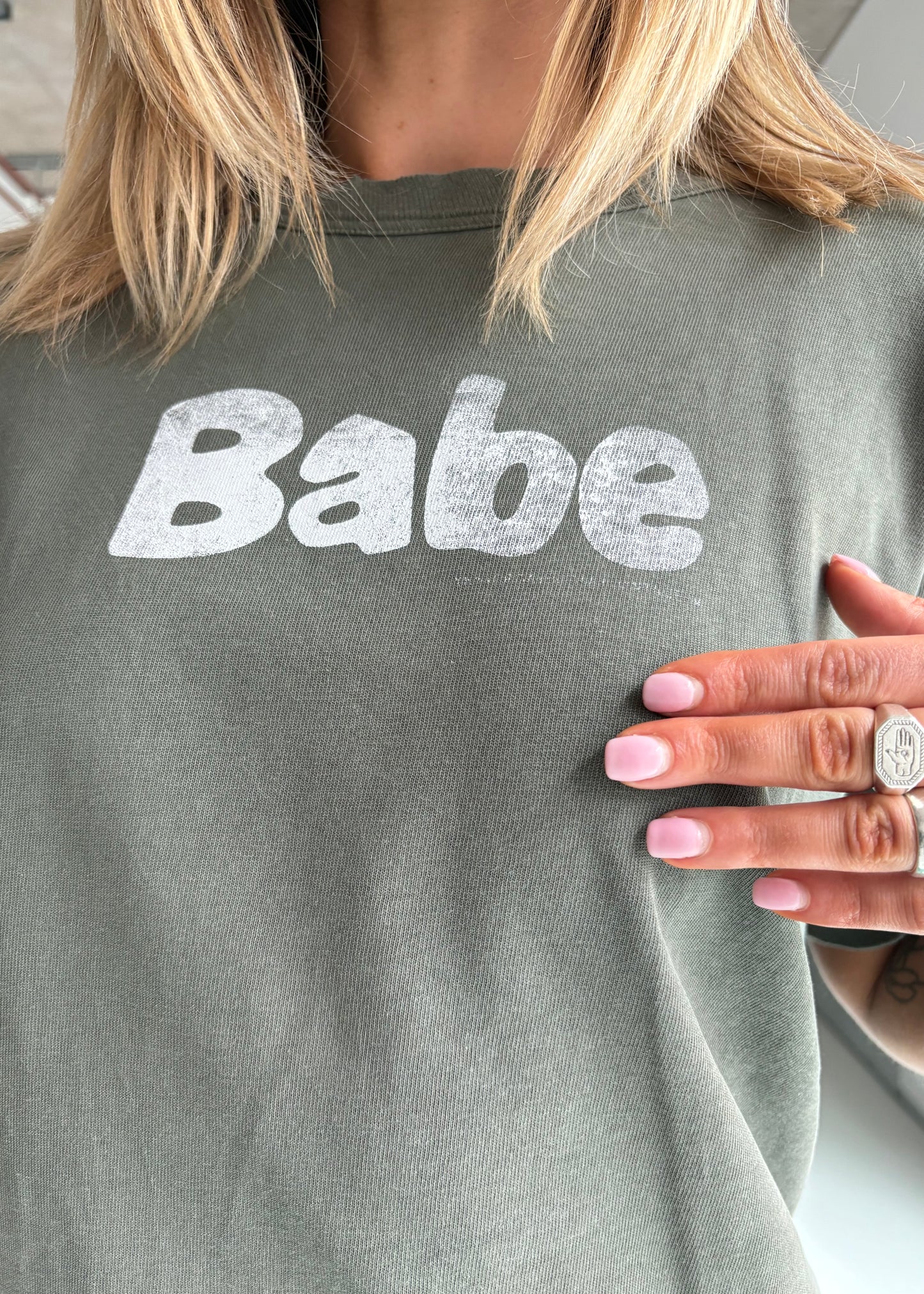 Babe tee