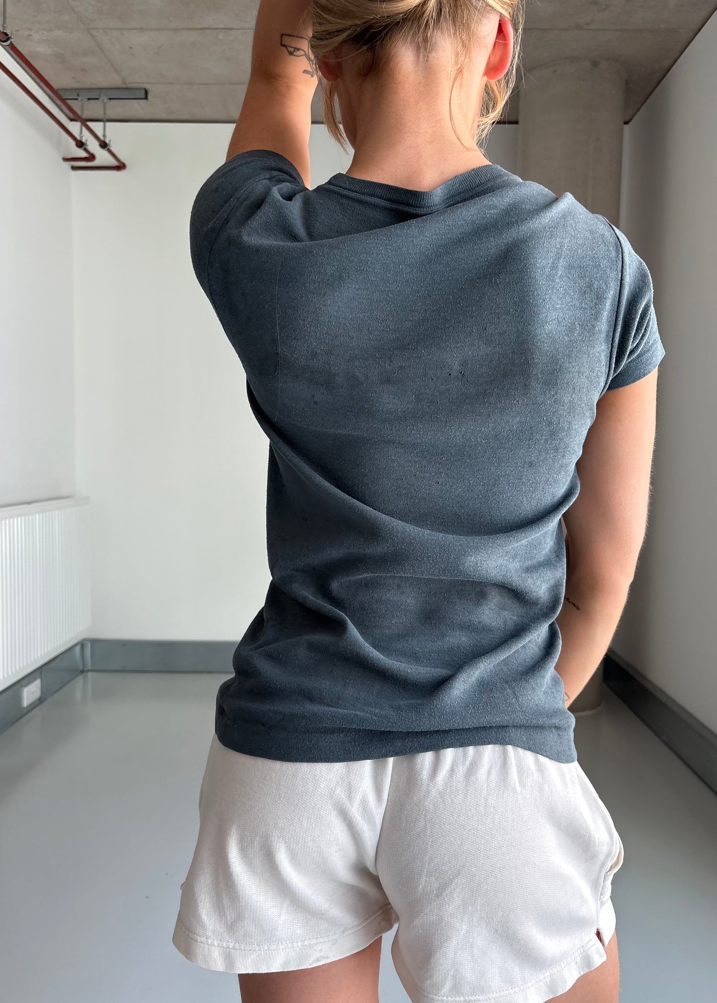 BABE TEE