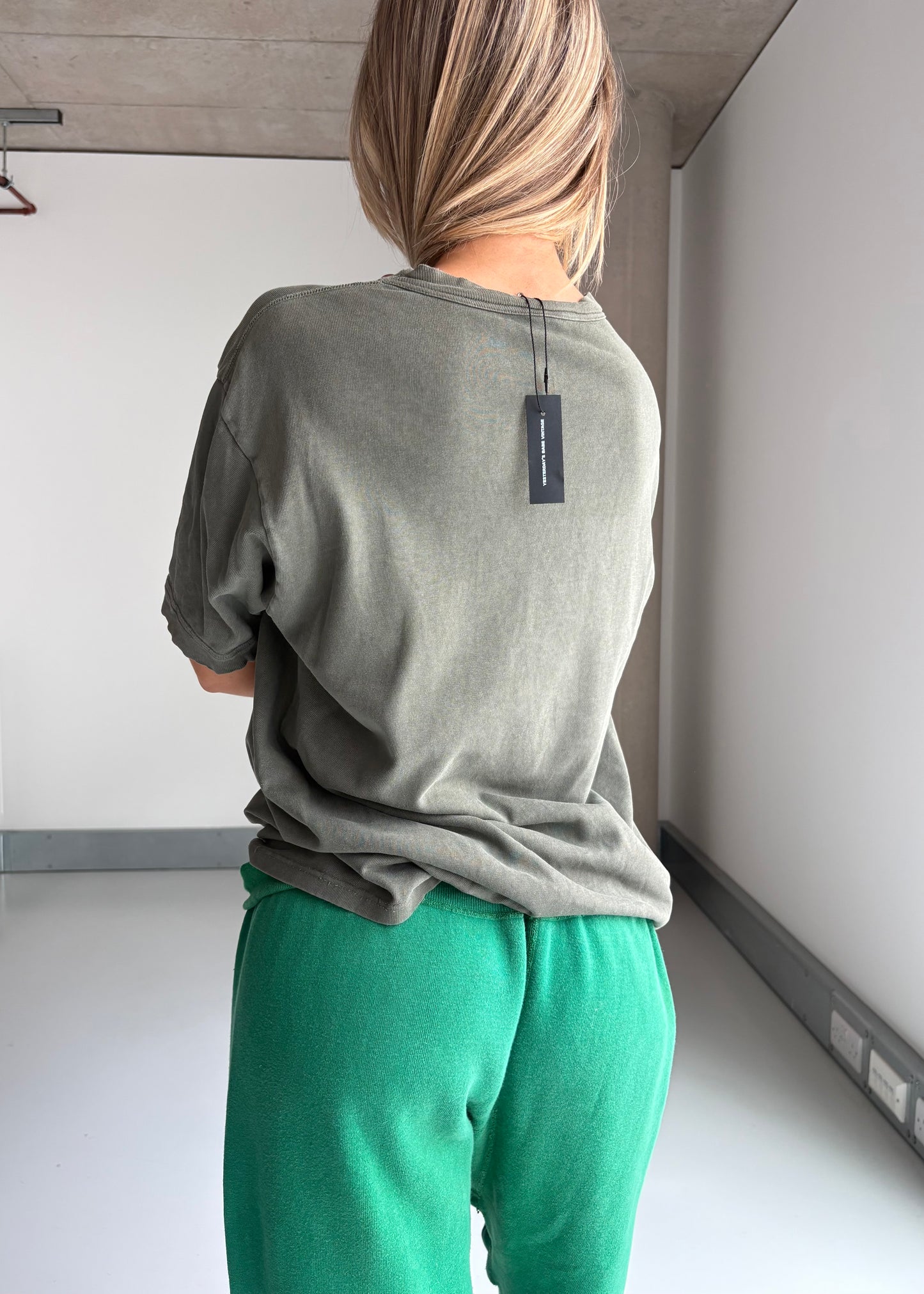 Babe tee