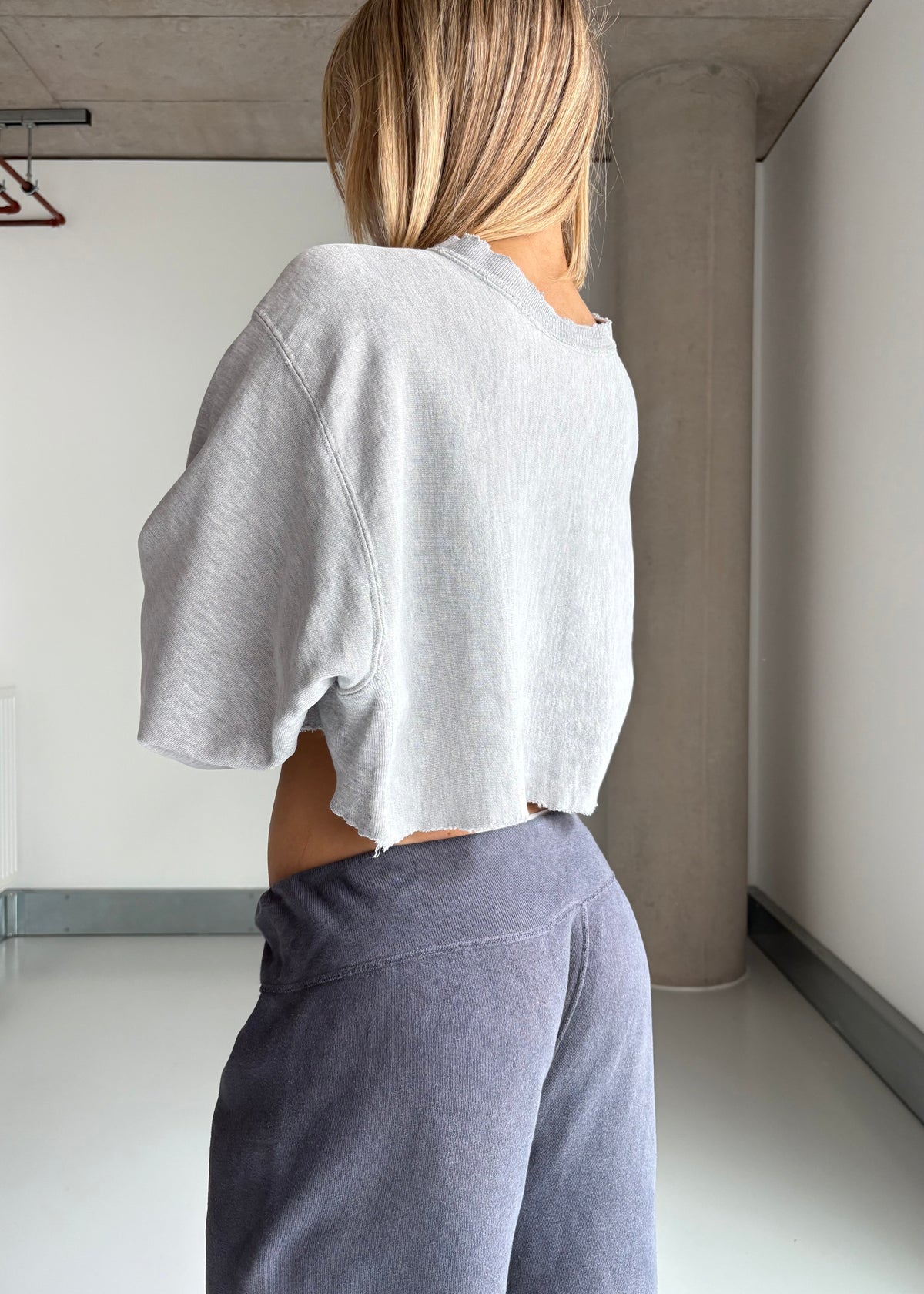80S CROPPED MINNESOTA SWEAT