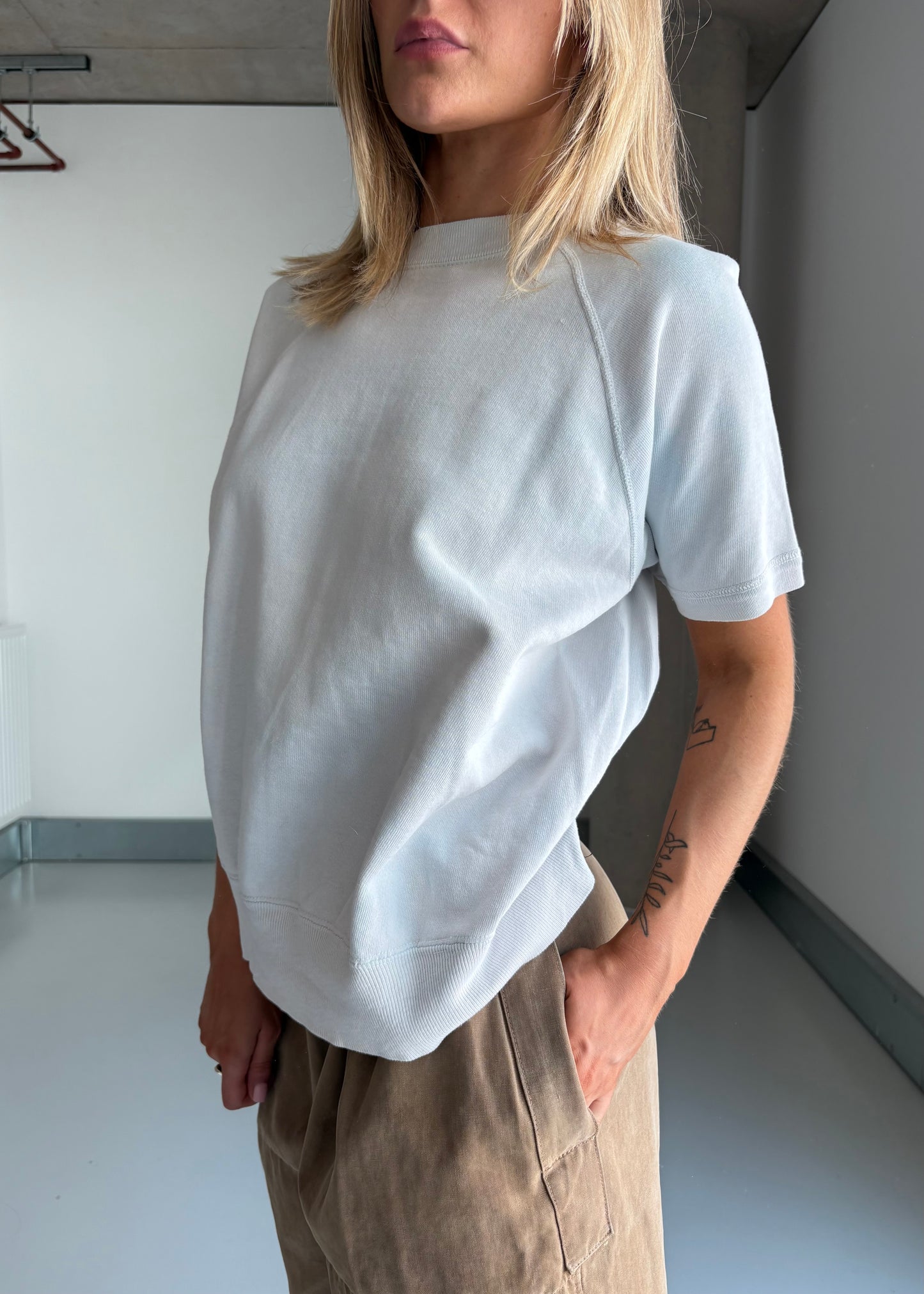 PASTEL BLUE 60S SWEATSHIRT