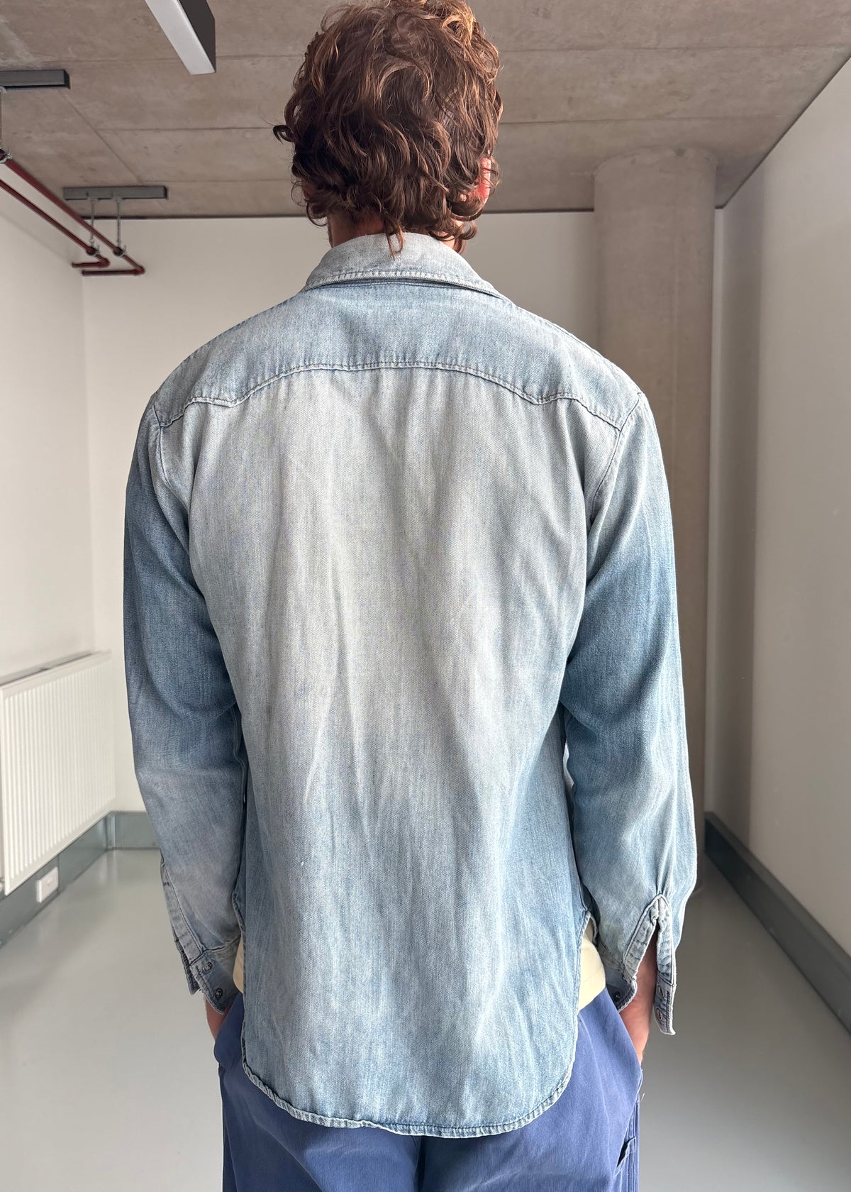 70S WHITE TAB LEVIS SHIRT