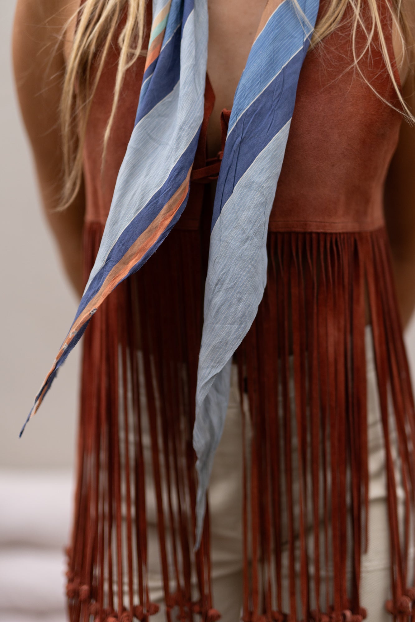 SILK DAGGER SCARF