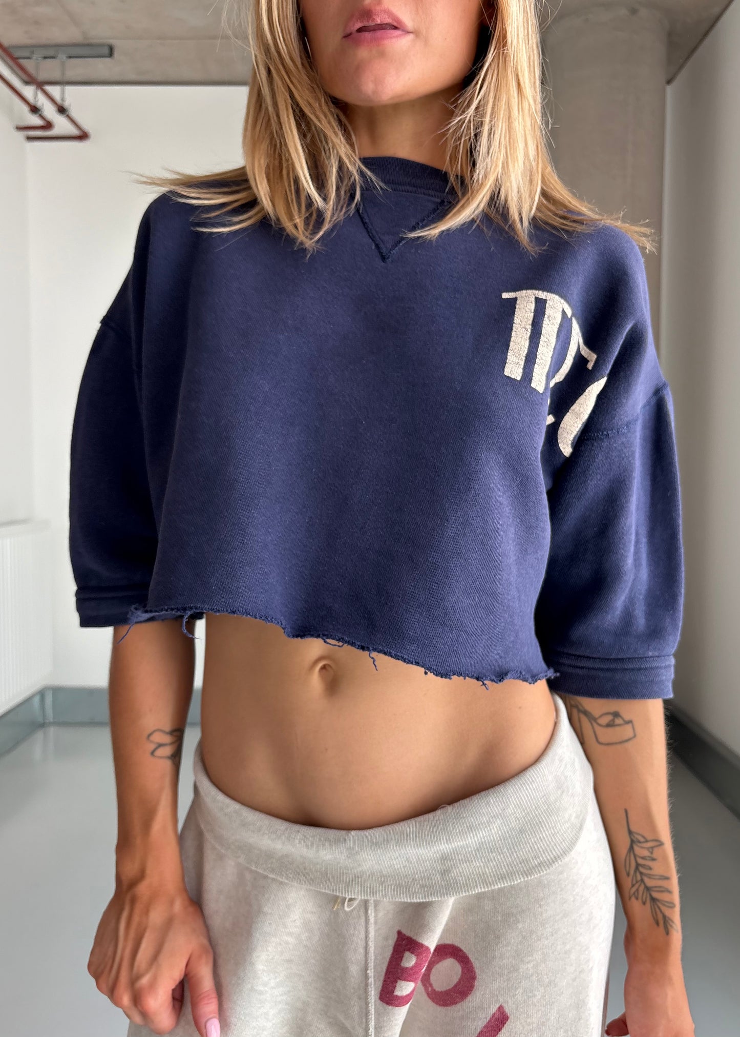 1960S CROPPED SWEAT
