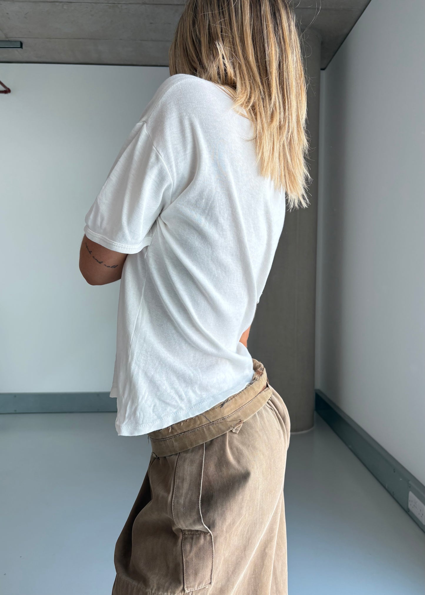 1970S SURFERS TEE