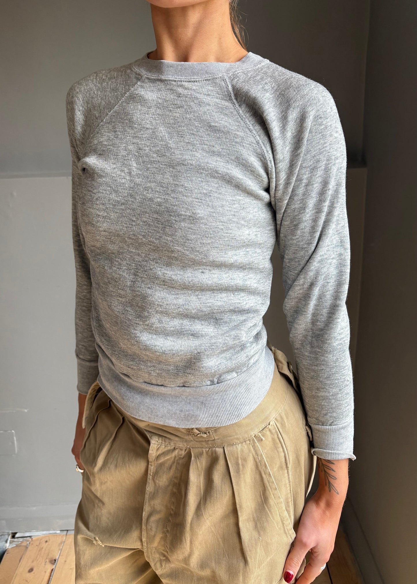 1970s grey sweatshirt